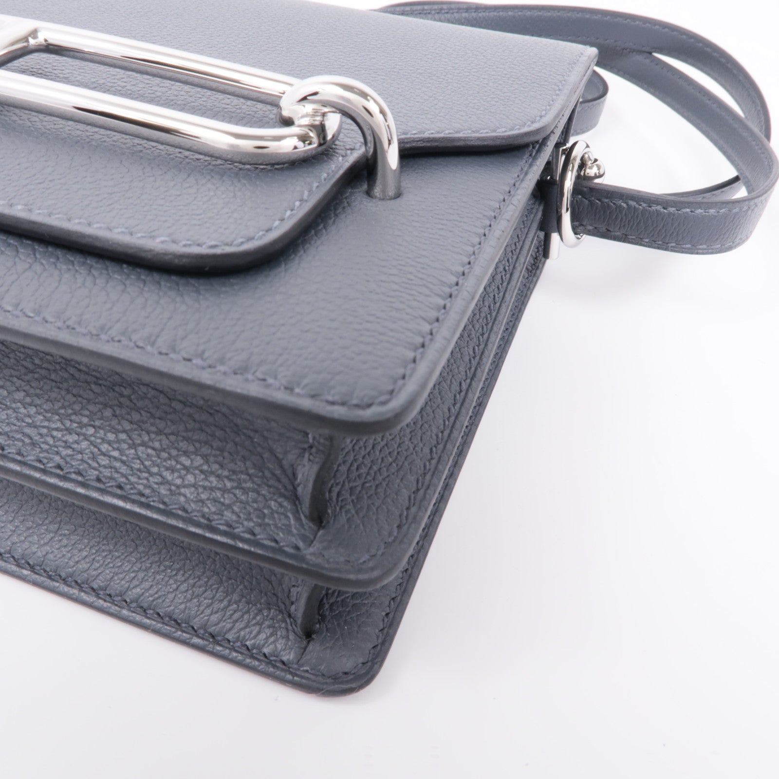 HERMES Evercolor皮革Mini Roulis銀扣肩背袋Gris Misty