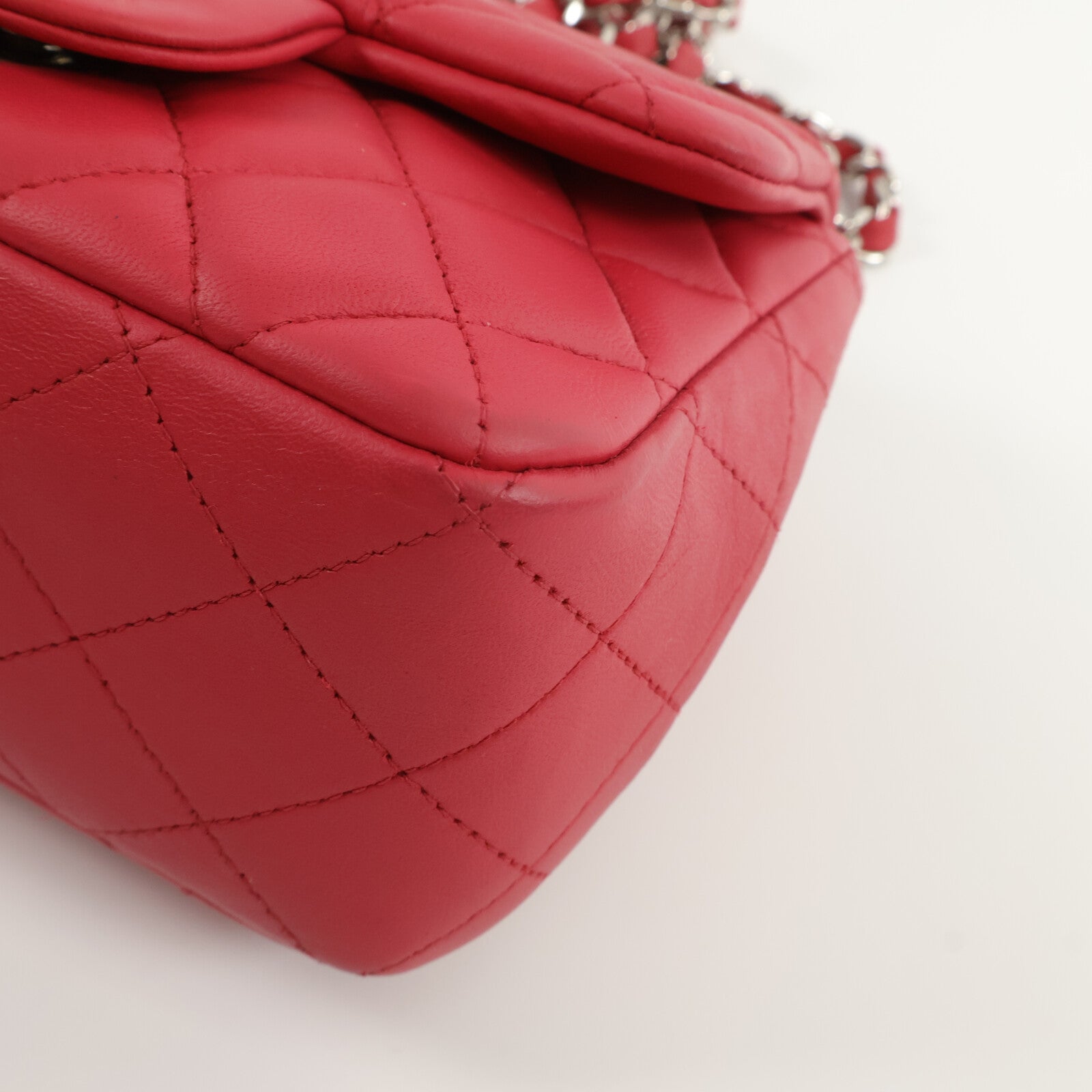 CHANEL 羊皮皮革Classic Flap Mini鏈帶肩背袋