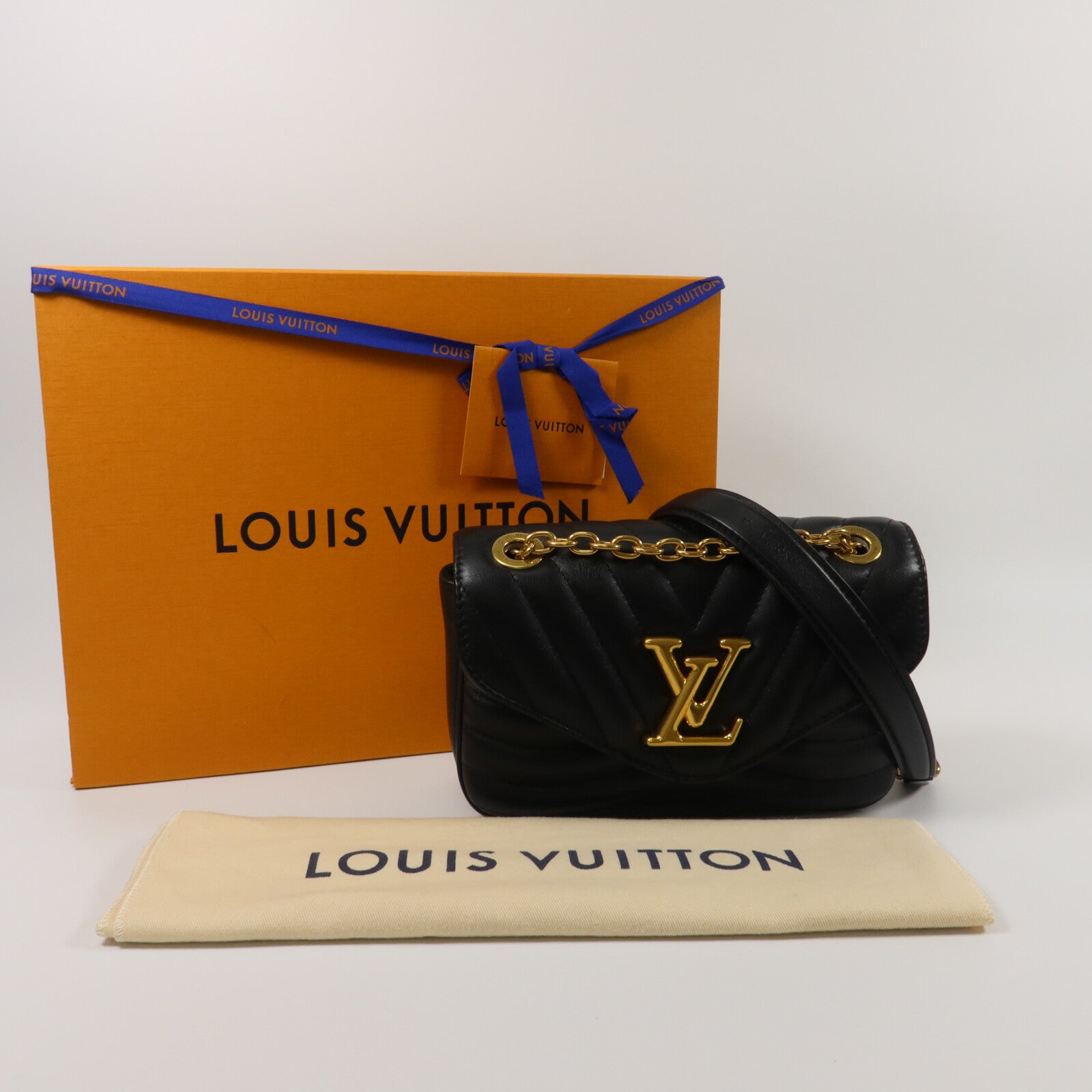 LOUIS VUITTON 牛皮皮革New Wave Chain Bag PM鏈帶肩背袋