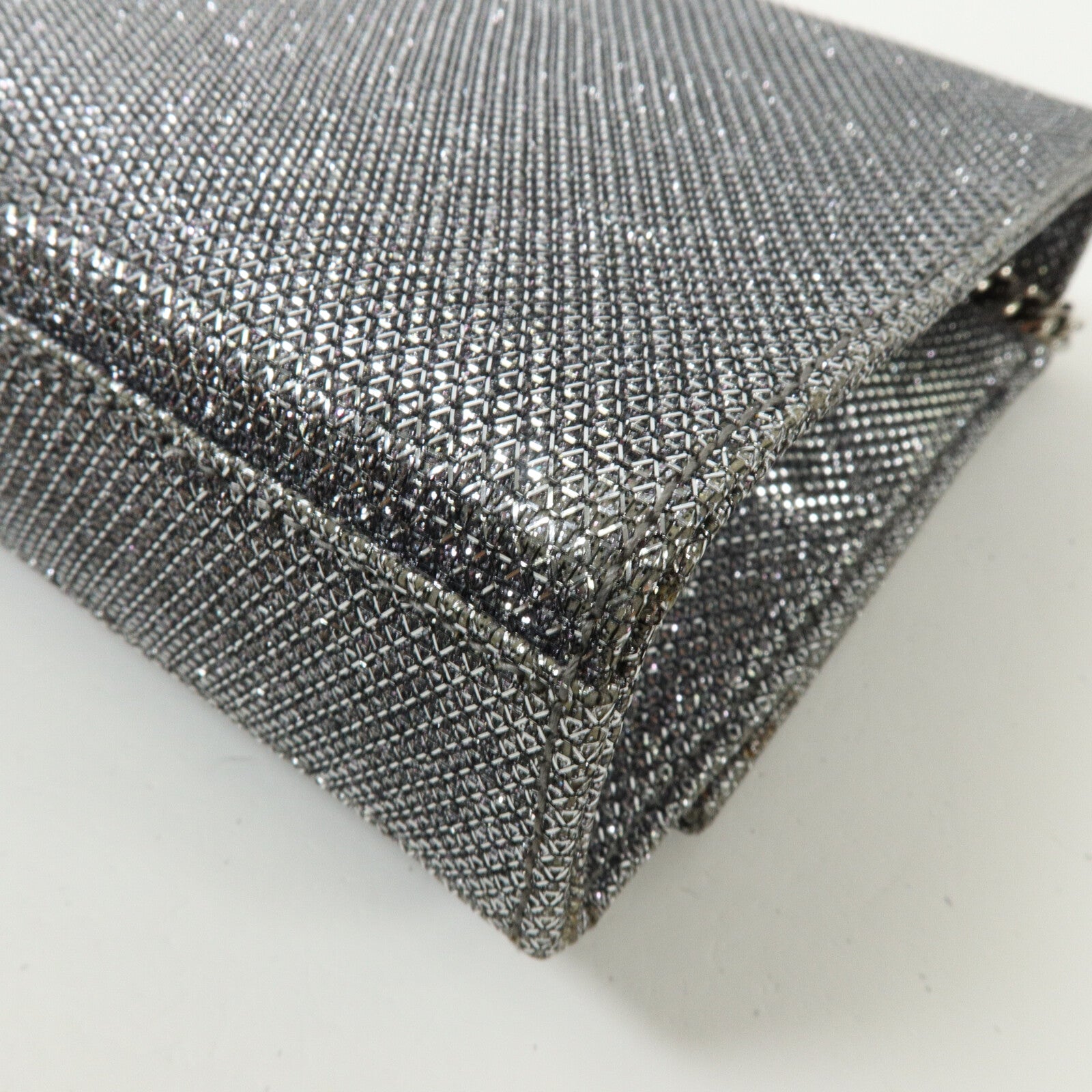 SAINT LAURENT 牛皮皮革/Glitter Kate Medium鏈帶肩背袋