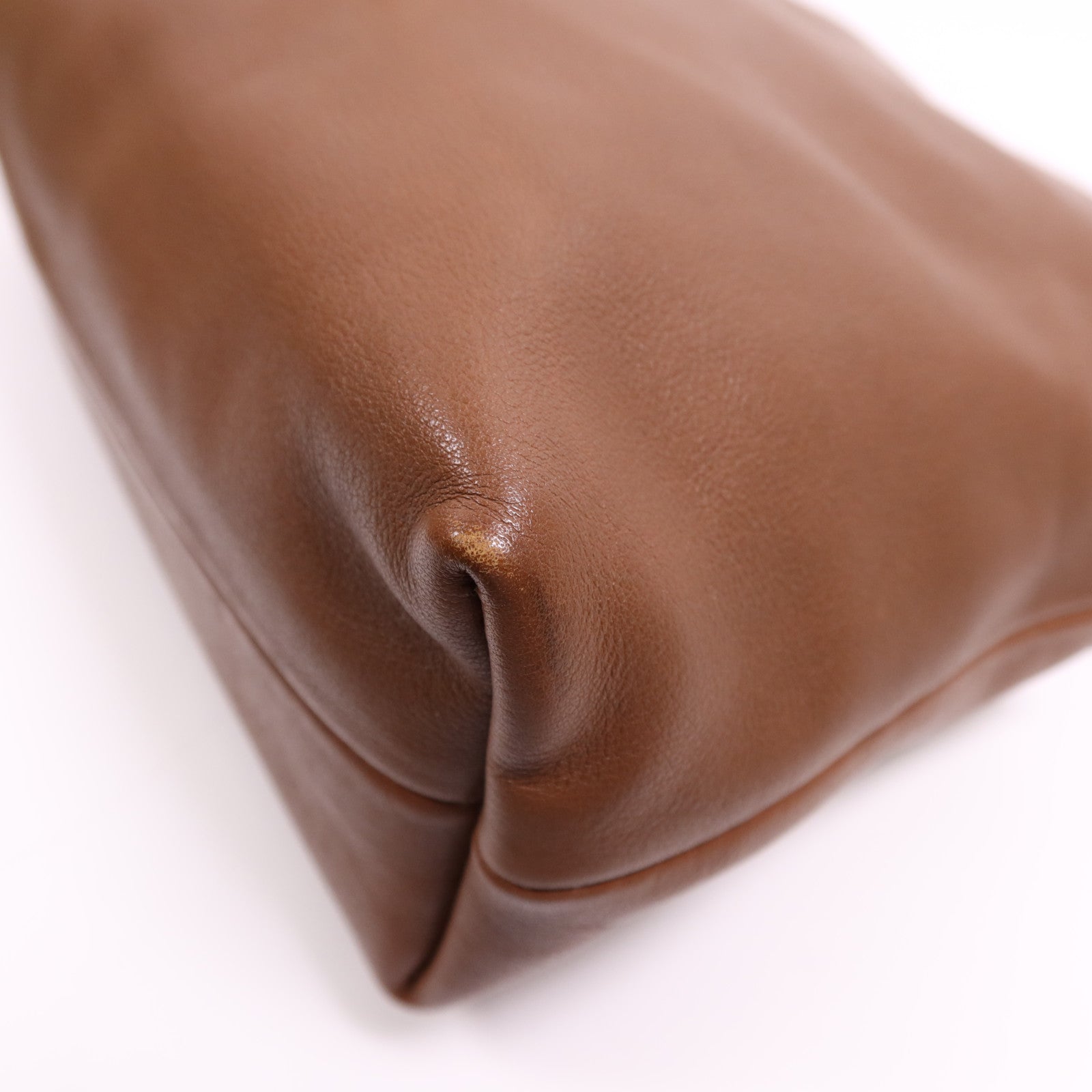 BURBERRY 牛皮皮革Shoulder Bag金扣肩背袋