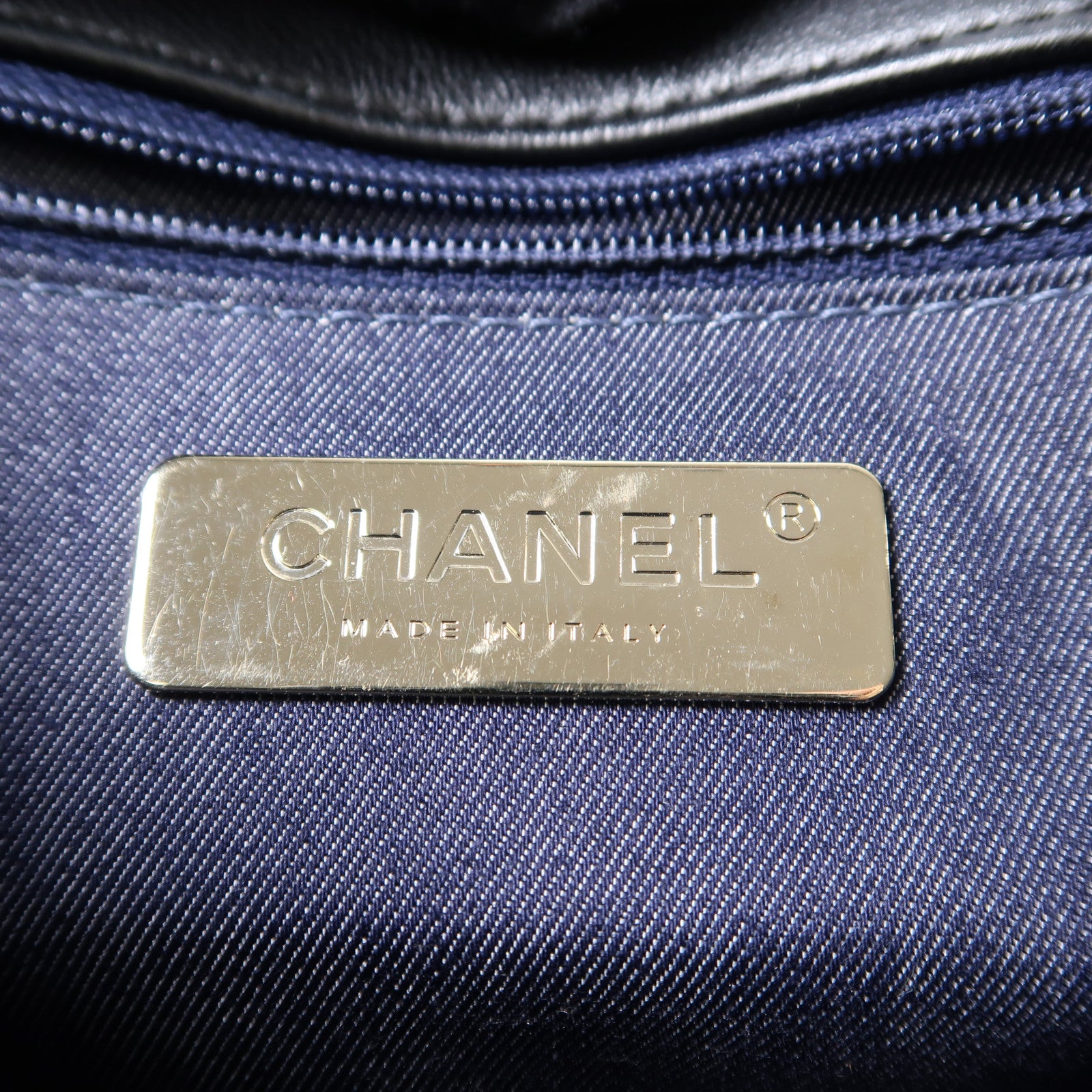 CHANEL 羊皮皮革Shoulder Bag金扣鏈帶肩背袋黑色