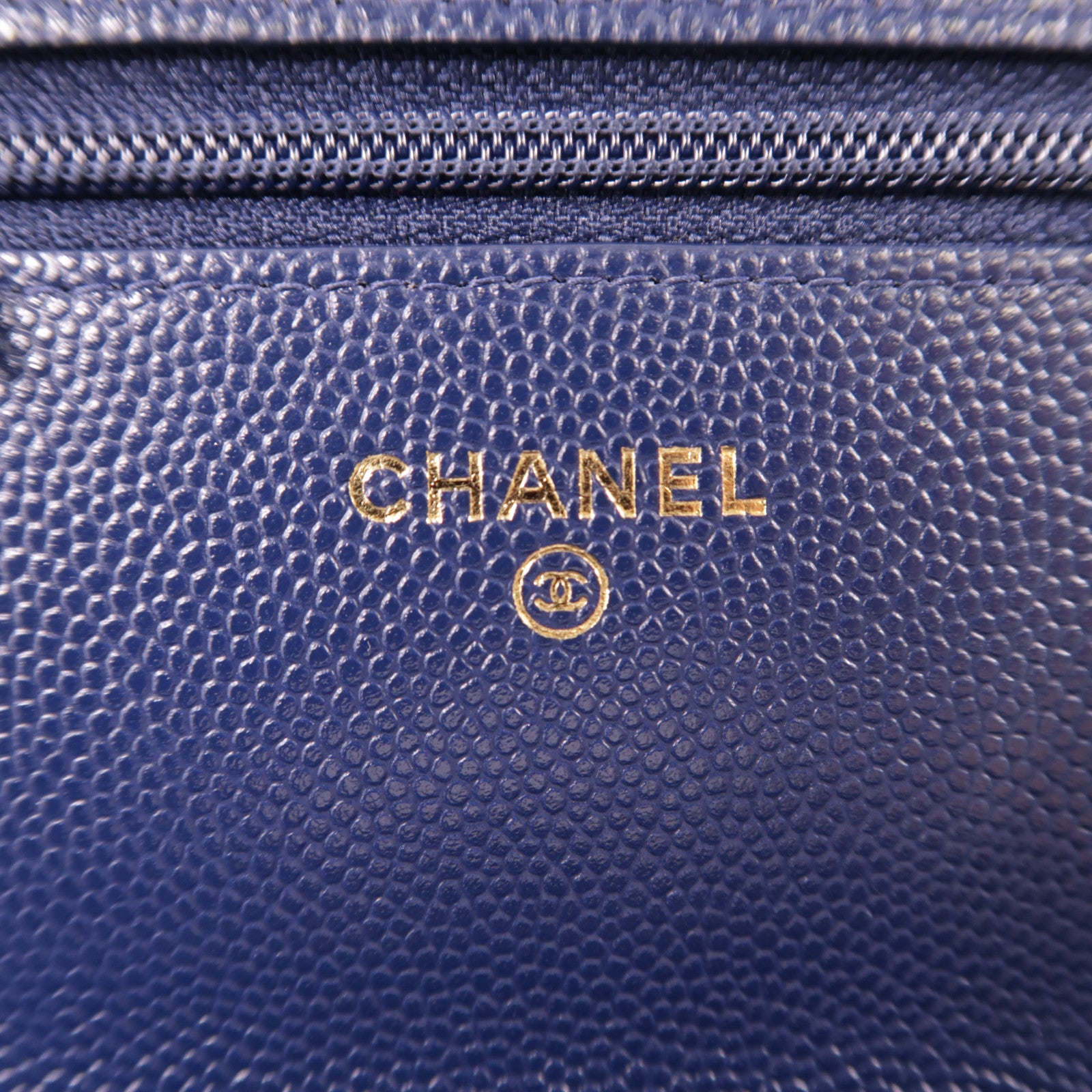 CHANEL 牛皮皮革Shoulder Bag金扣鏈帶肩背袋