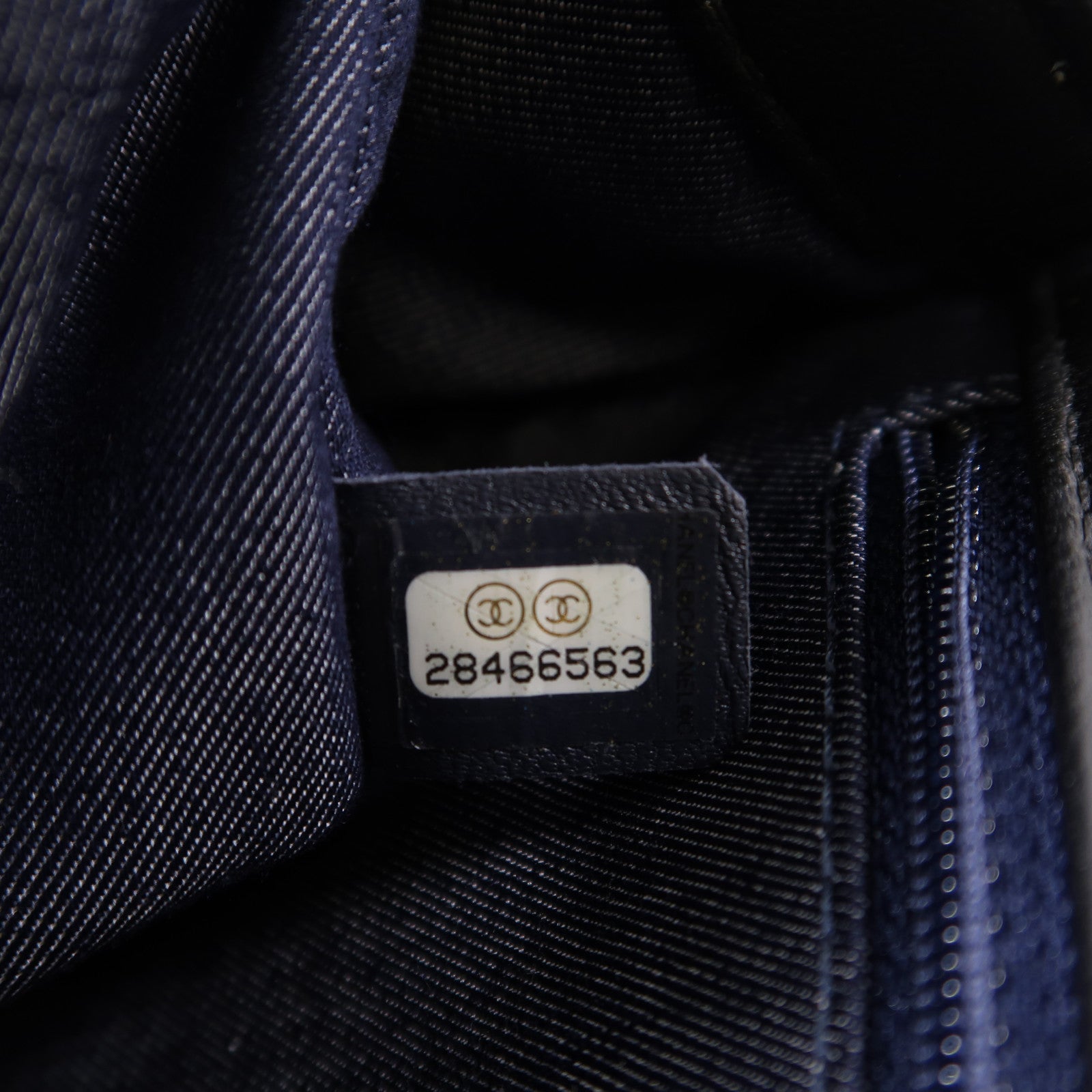 CHANEL 羊皮皮革Shoulder Bag金扣鏈帶肩背袋黑色