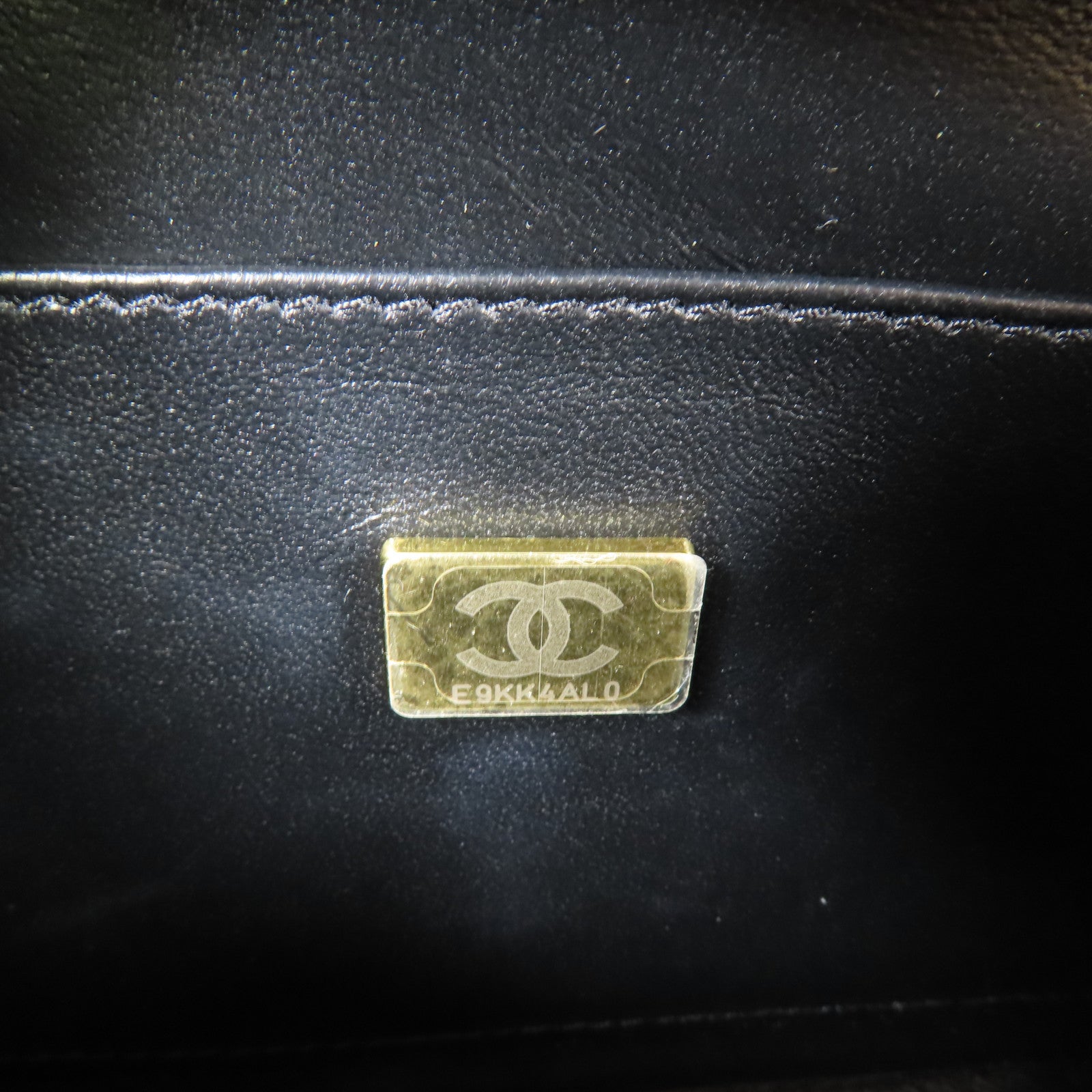 CHANEL 牛皮皮革Cosmetic Case金扣手挽肩背兩用袋