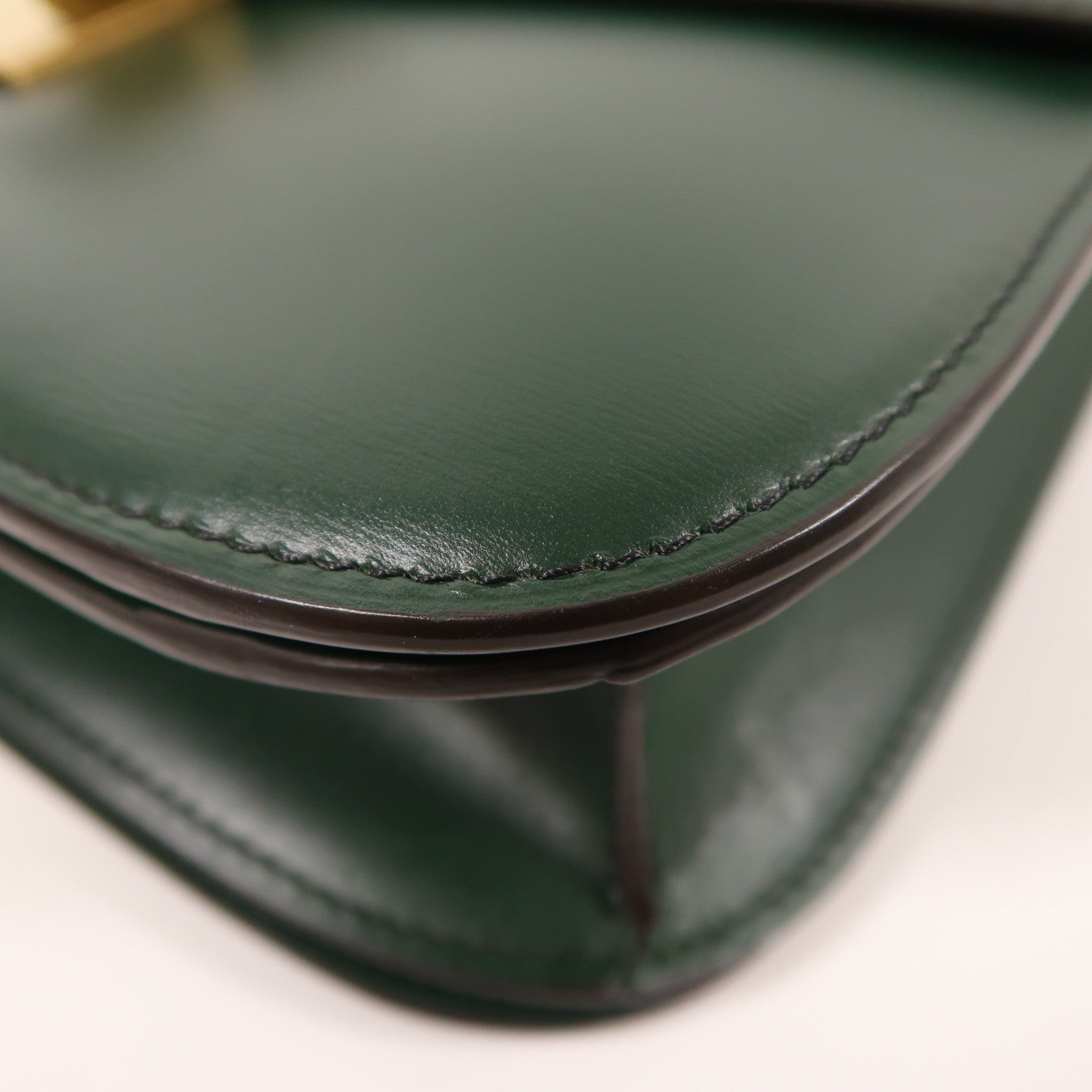 CELINE 牛皮皮革Classic Box金扣肩背袋
