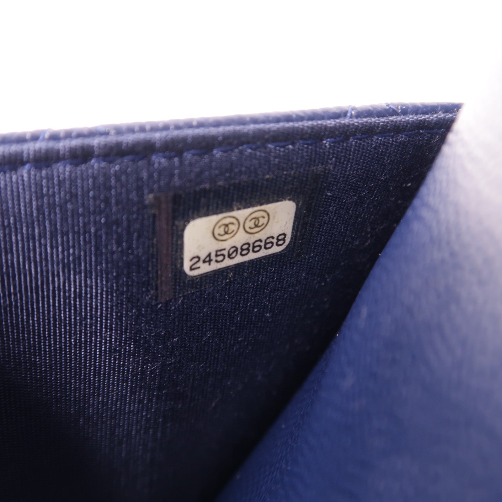 CHANEL 牛皮皮革Shoulder Bag金扣鏈帶肩背袋