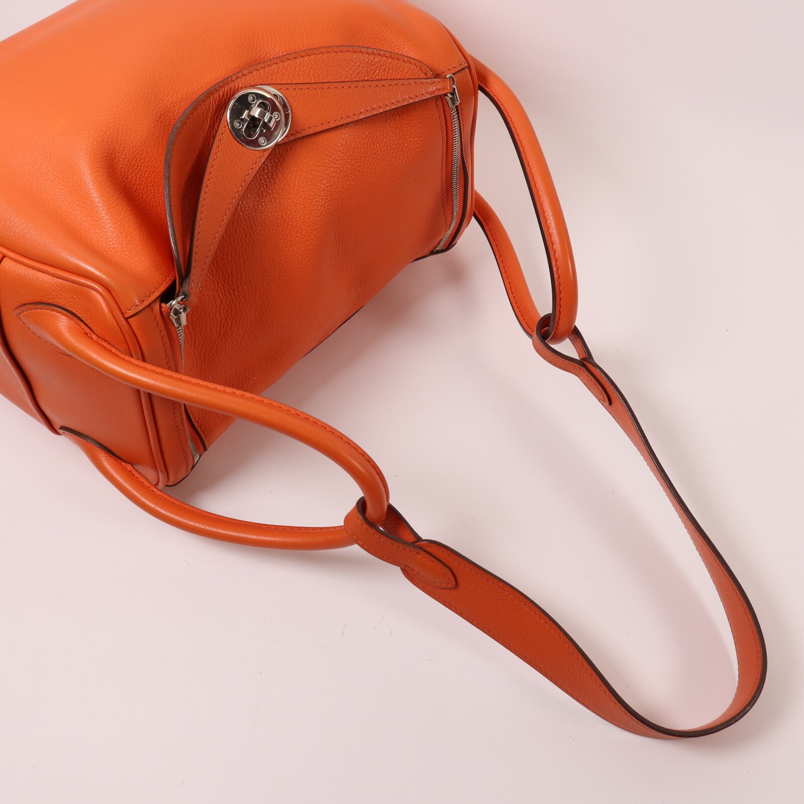 HERMES Evercolor皮革Lindy 26銀扣手挽肩背兩用袋Orange Poppy