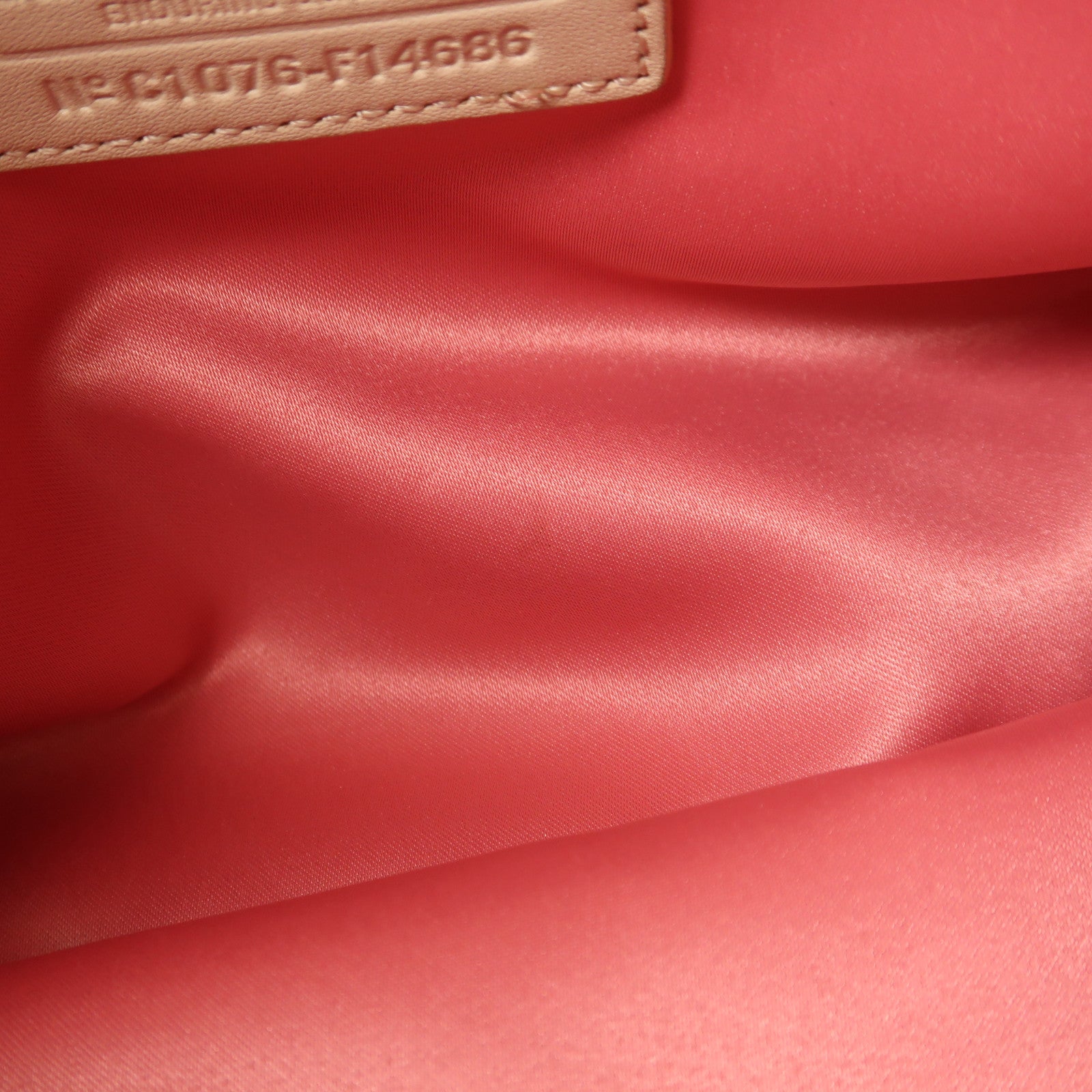 COACH 牛皮皮革Shoulder Bag銀扣肩背袋