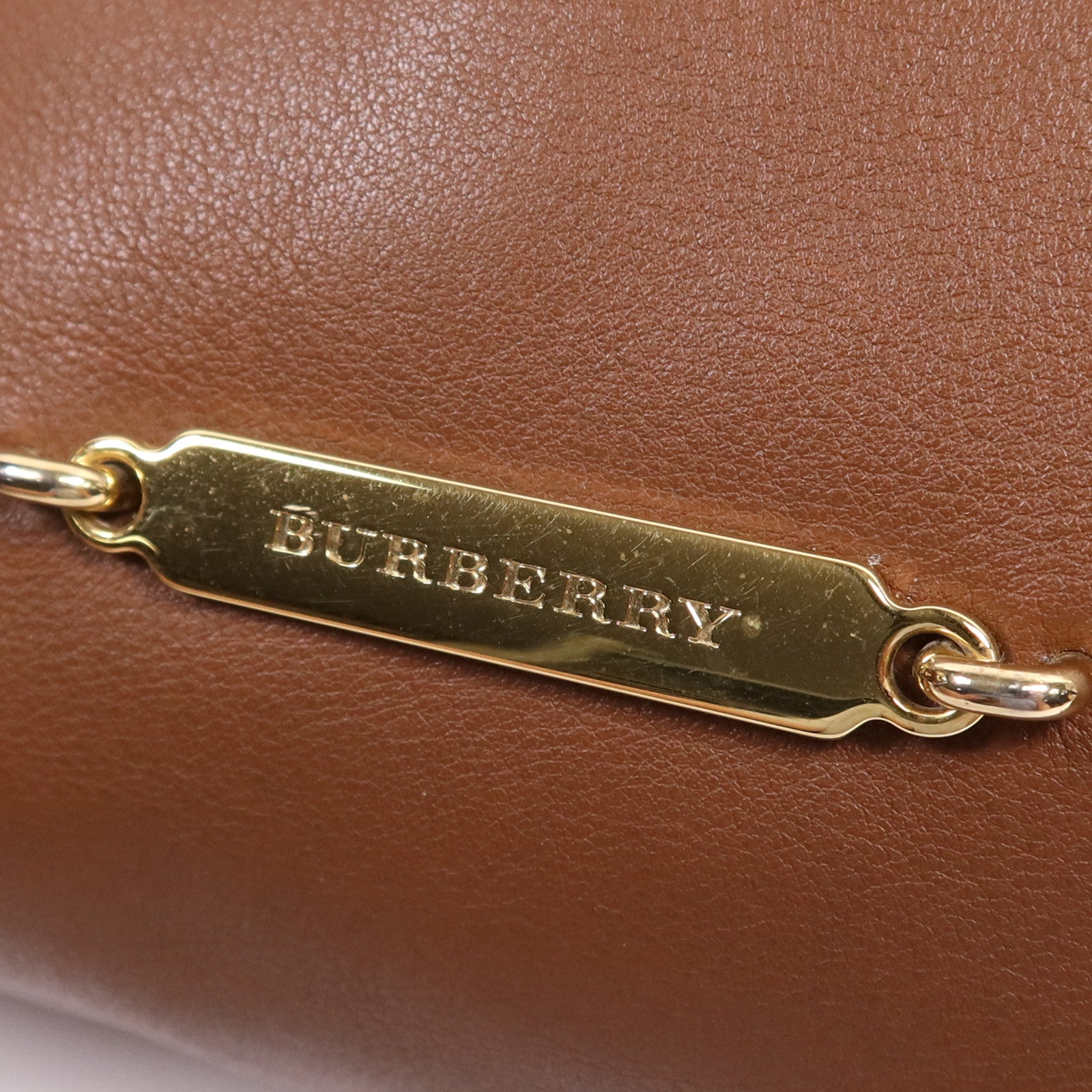 BURBERRY 牛皮皮革Shoulder Bag金扣肩背袋