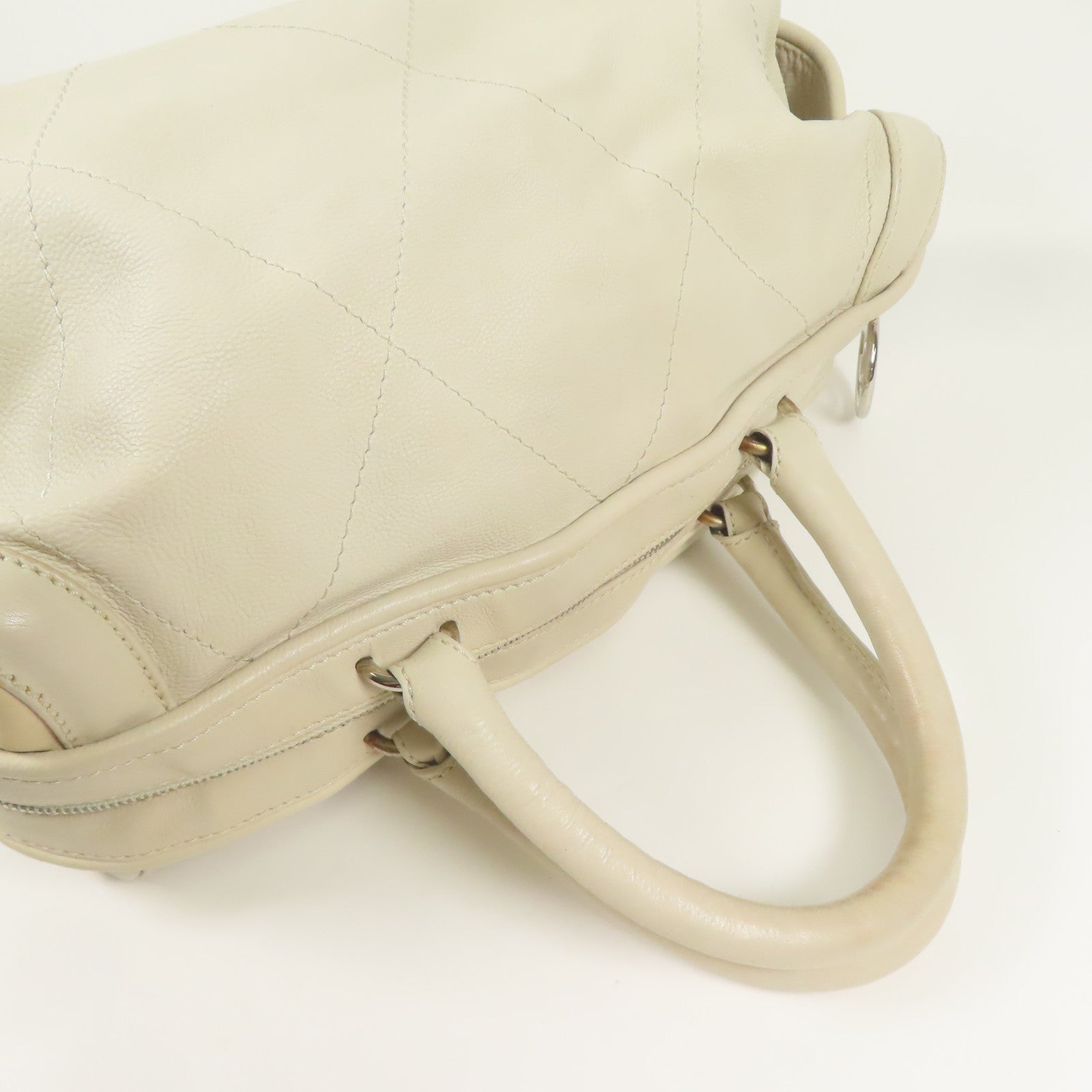 CHANEL 牛皮皮革Hand Bag銀扣手挽袋