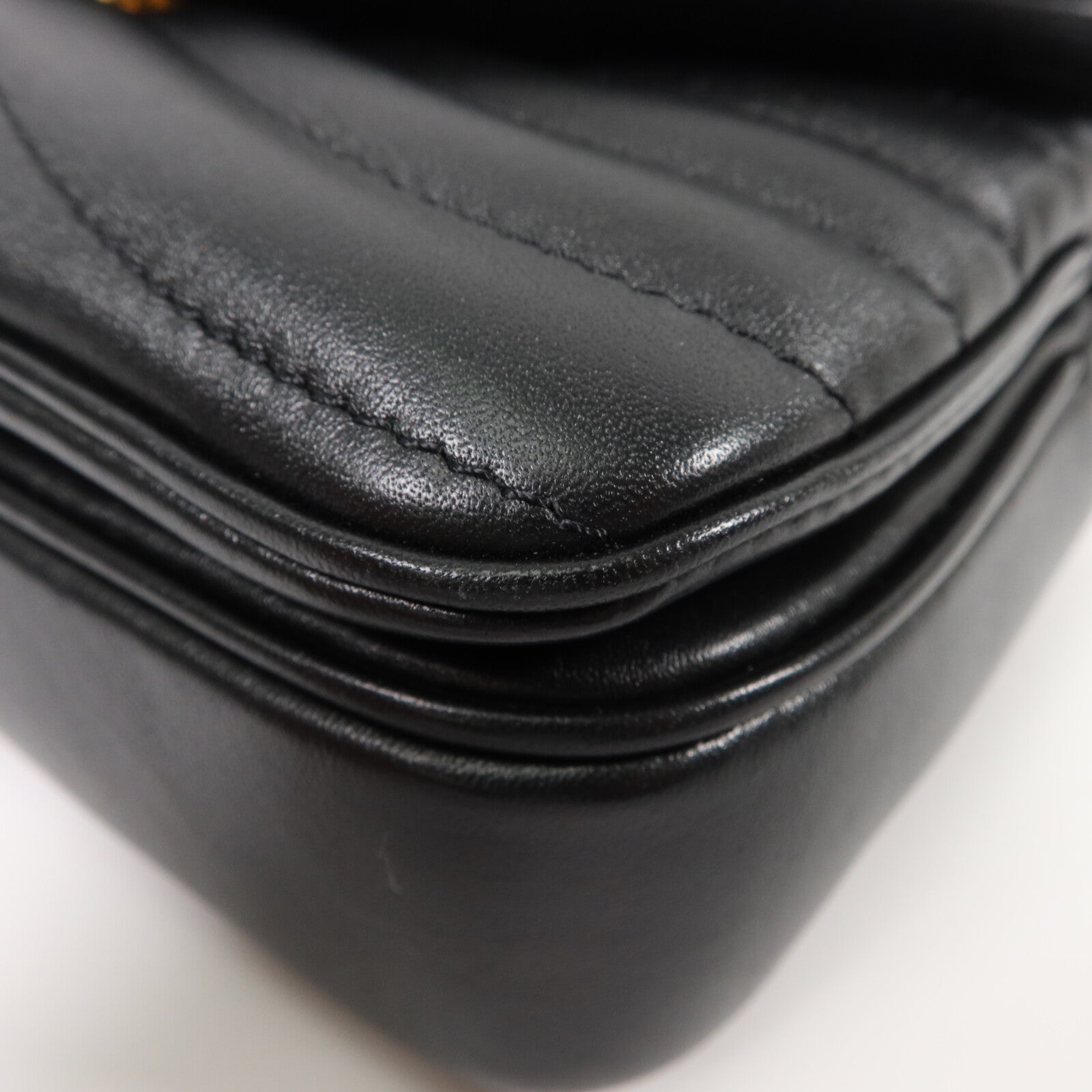 LOUIS VUITTON 牛皮皮革New Wave Chain Bag PM鏈帶肩背袋