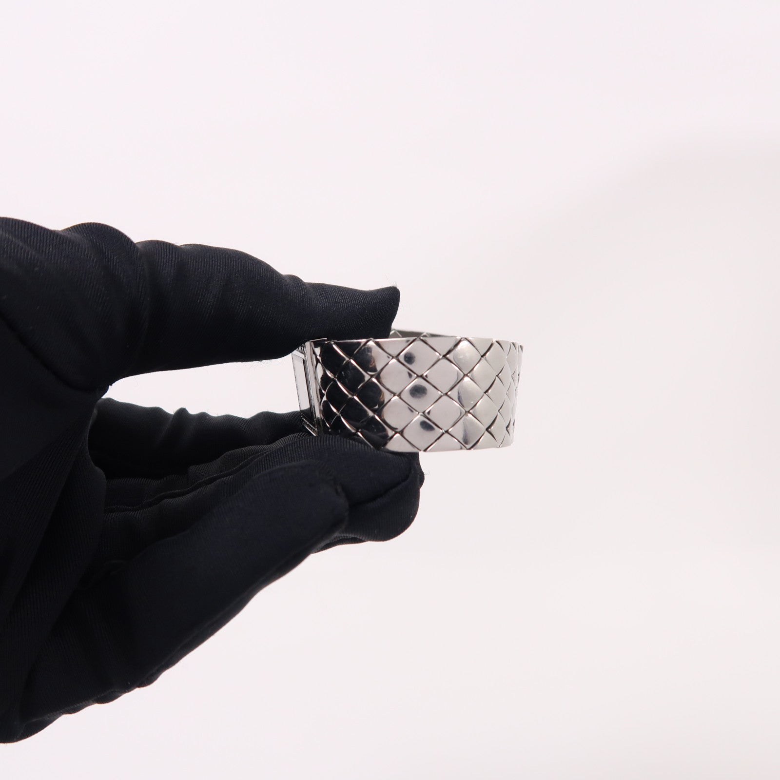 CHANEL Matelasse Diamond H0489