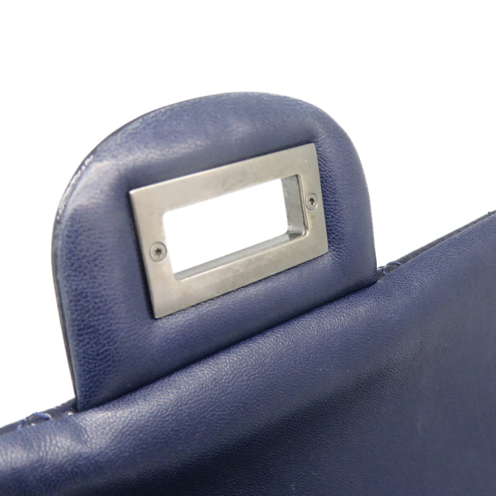 CHANEL diamond patent leather Classic Chain Shoulder Bag silver buckle chain shoulder bag royal blue