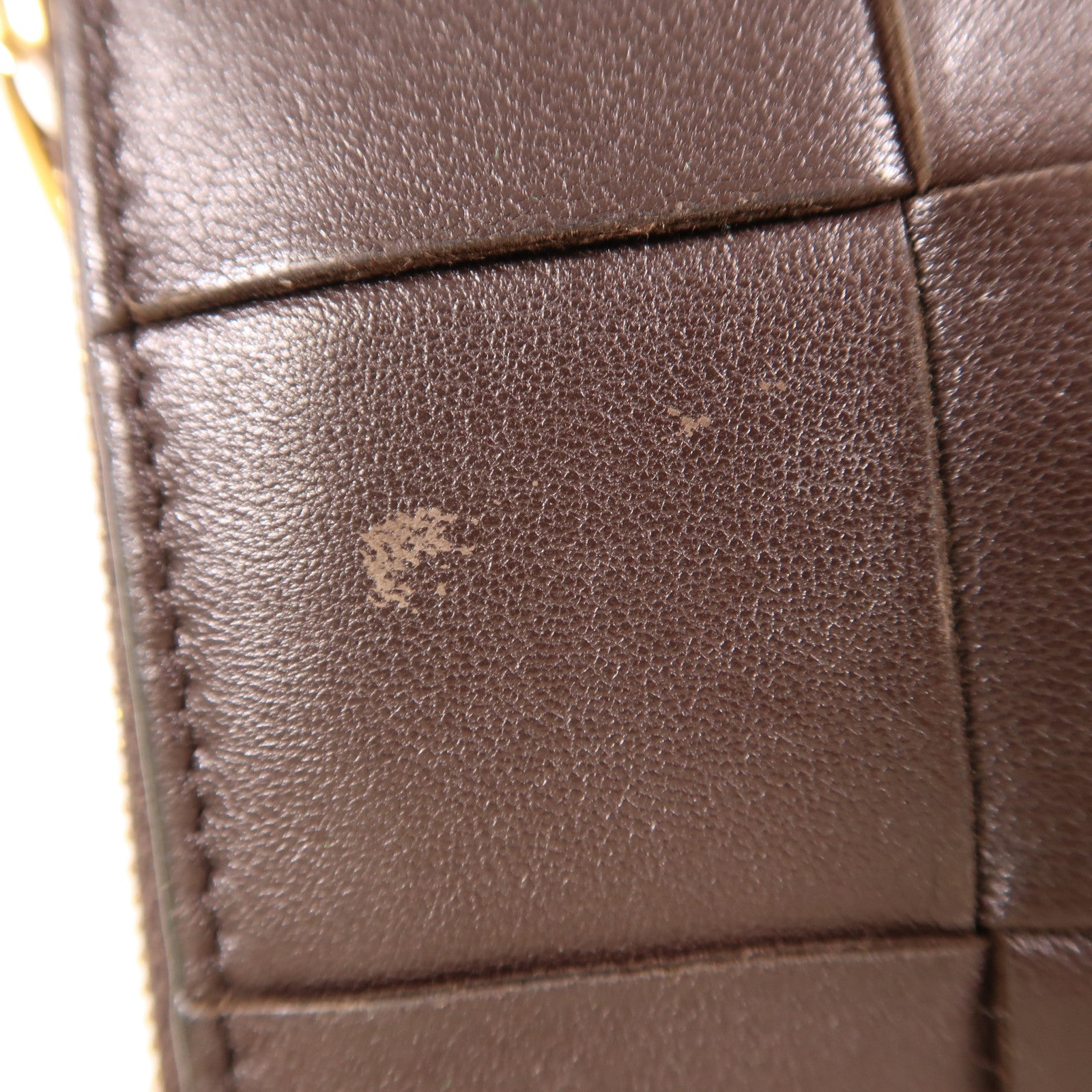 BOTTEGA VENETA 牛皮皮革Bi-Fold Wallet金扣錢包