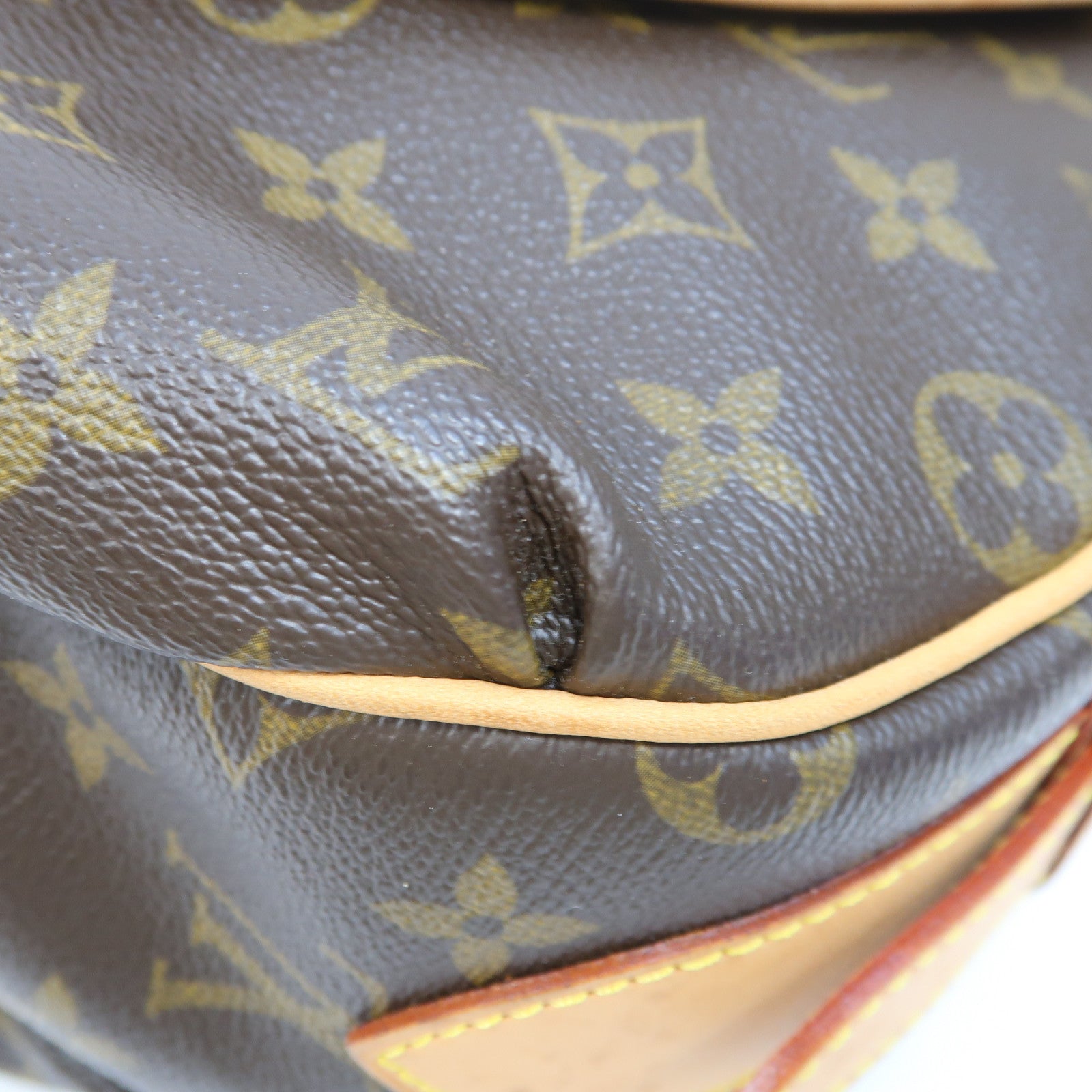 LOUIS VUITTON Monogram Tulum GM金扣肩背袋啡色