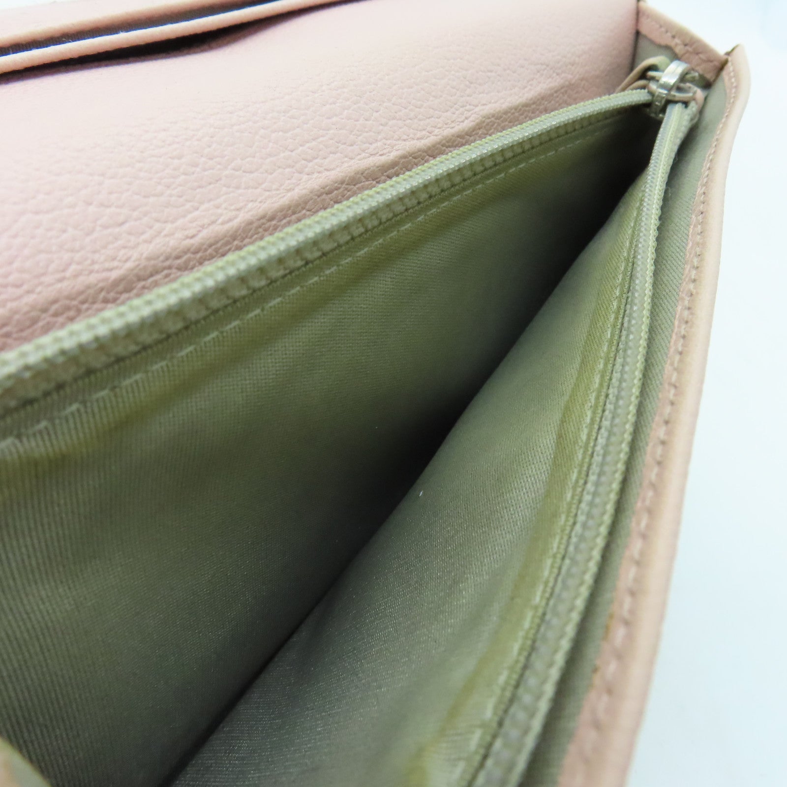 CHANEL Cowhide Leather Long Wallet Silver Buckle Long Wallet Pink