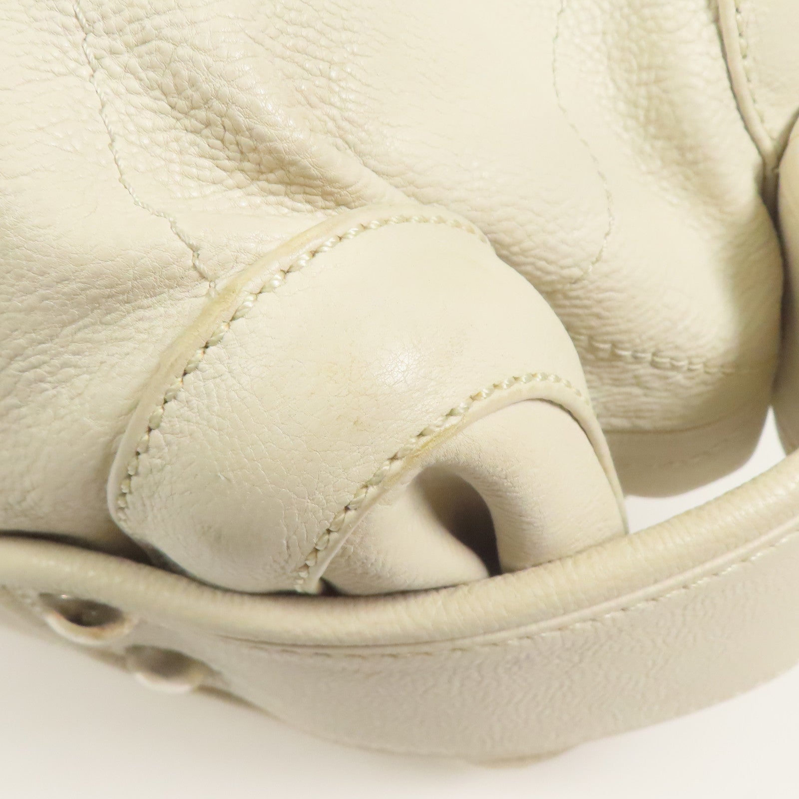 CHANEL 牛皮皮革Hand Bag銀扣手挽袋