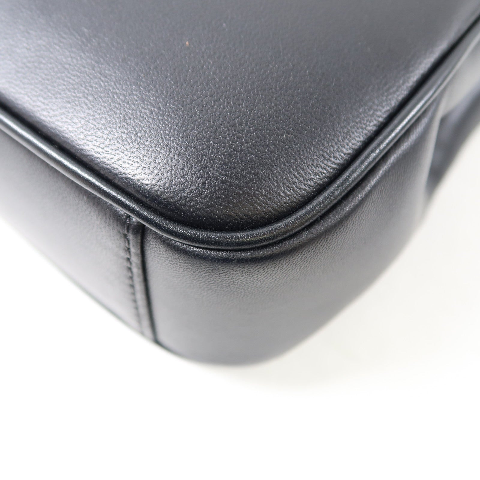 CHANEL 羊皮皮革Shoulder Bag金扣鏈帶肩背袋黑色