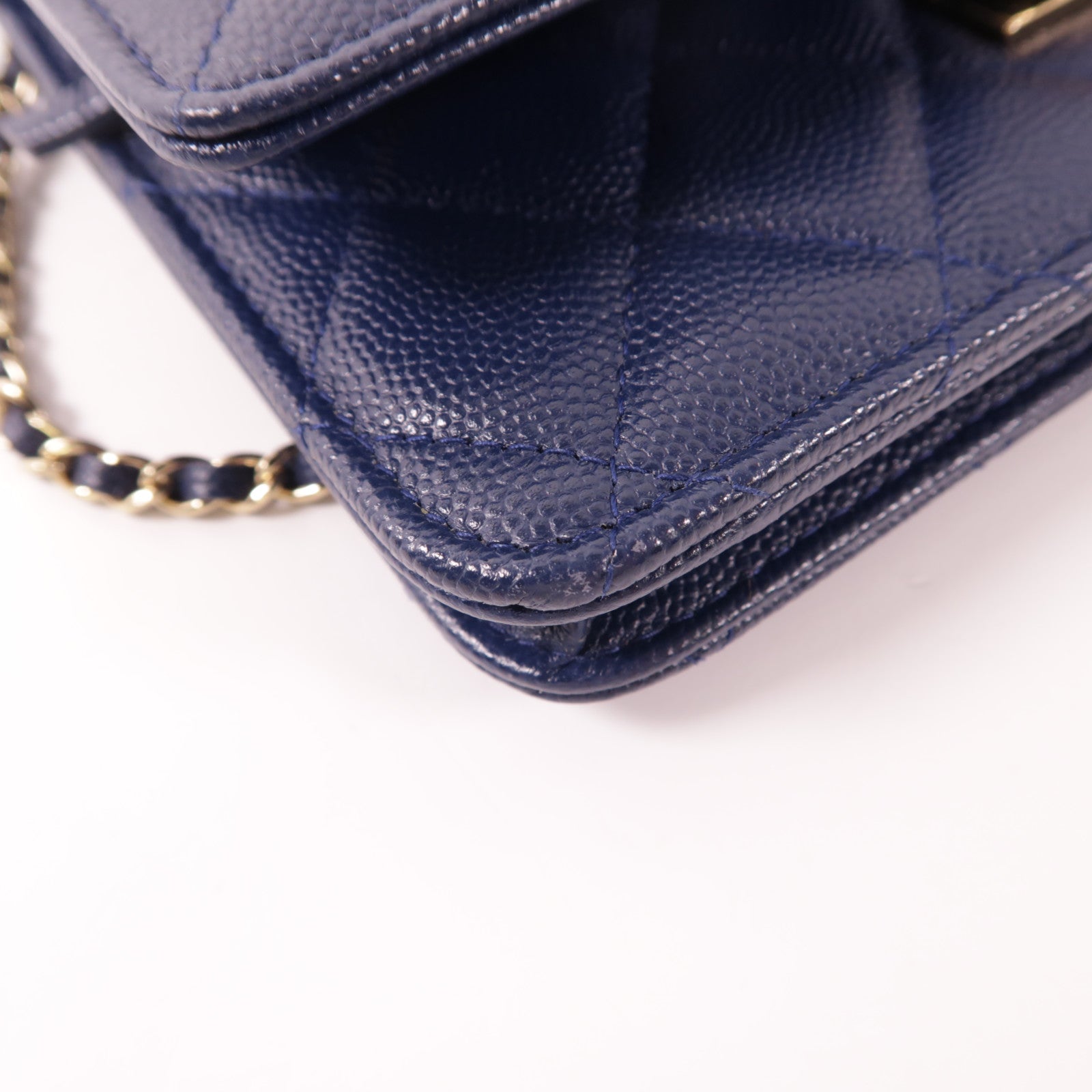 CHANEL 牛皮皮革Shoulder Bag金扣鏈帶肩背袋