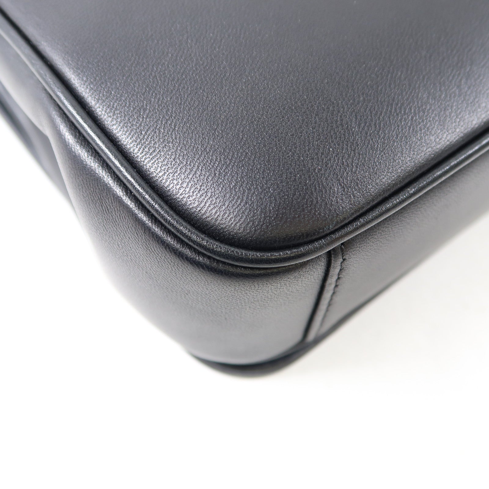 CHANEL 羊皮皮革Shoulder Bag金扣鏈帶肩背袋黑色