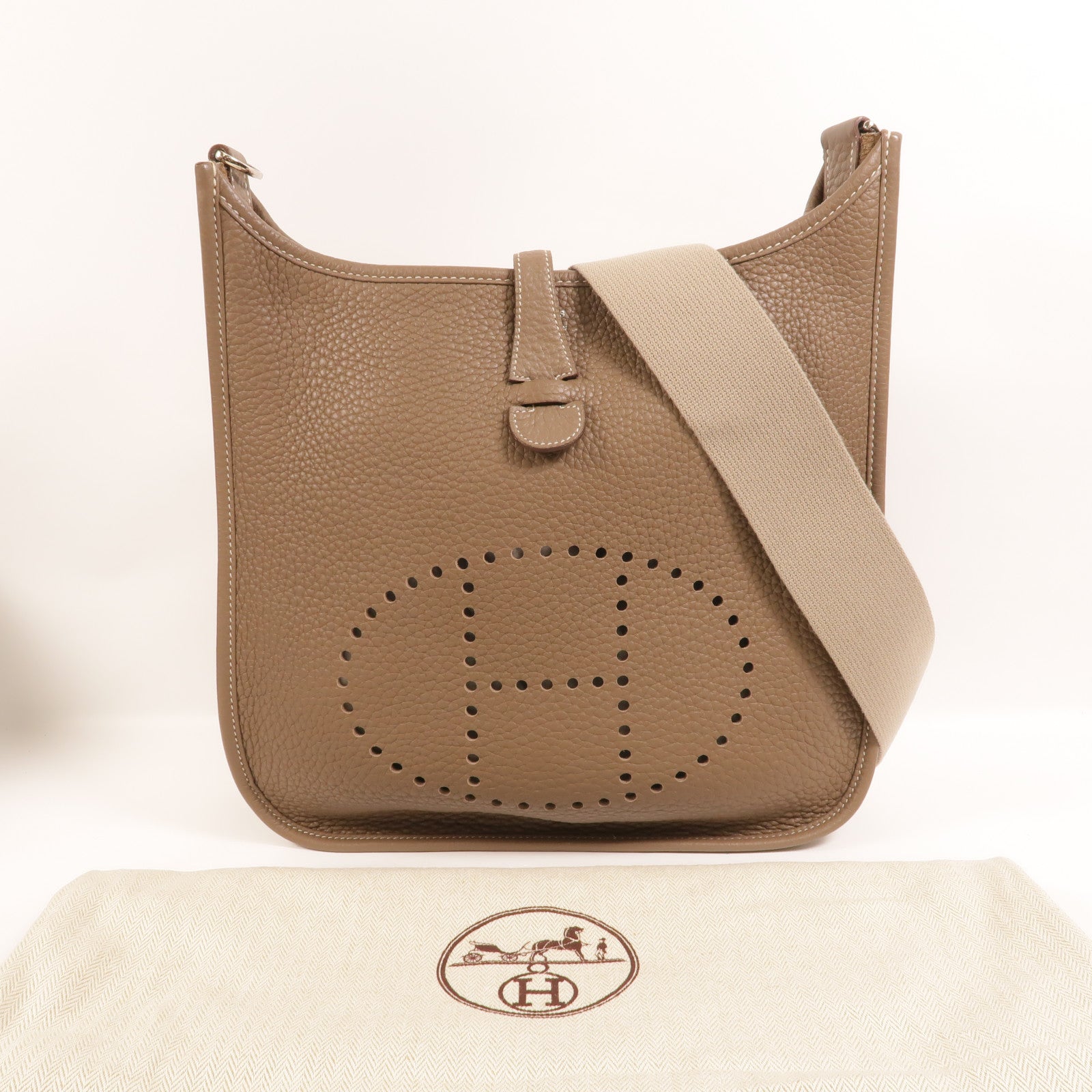 HERMES Clemence皮革Evelyne PM肩背袋Etoupe