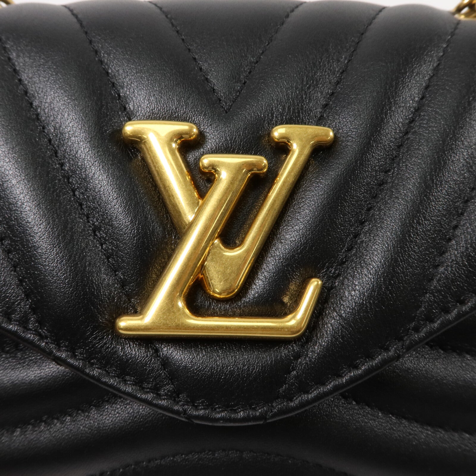LOUIS VUITTON 牛皮皮革New Wave Chain Bag PM鏈帶肩背袋