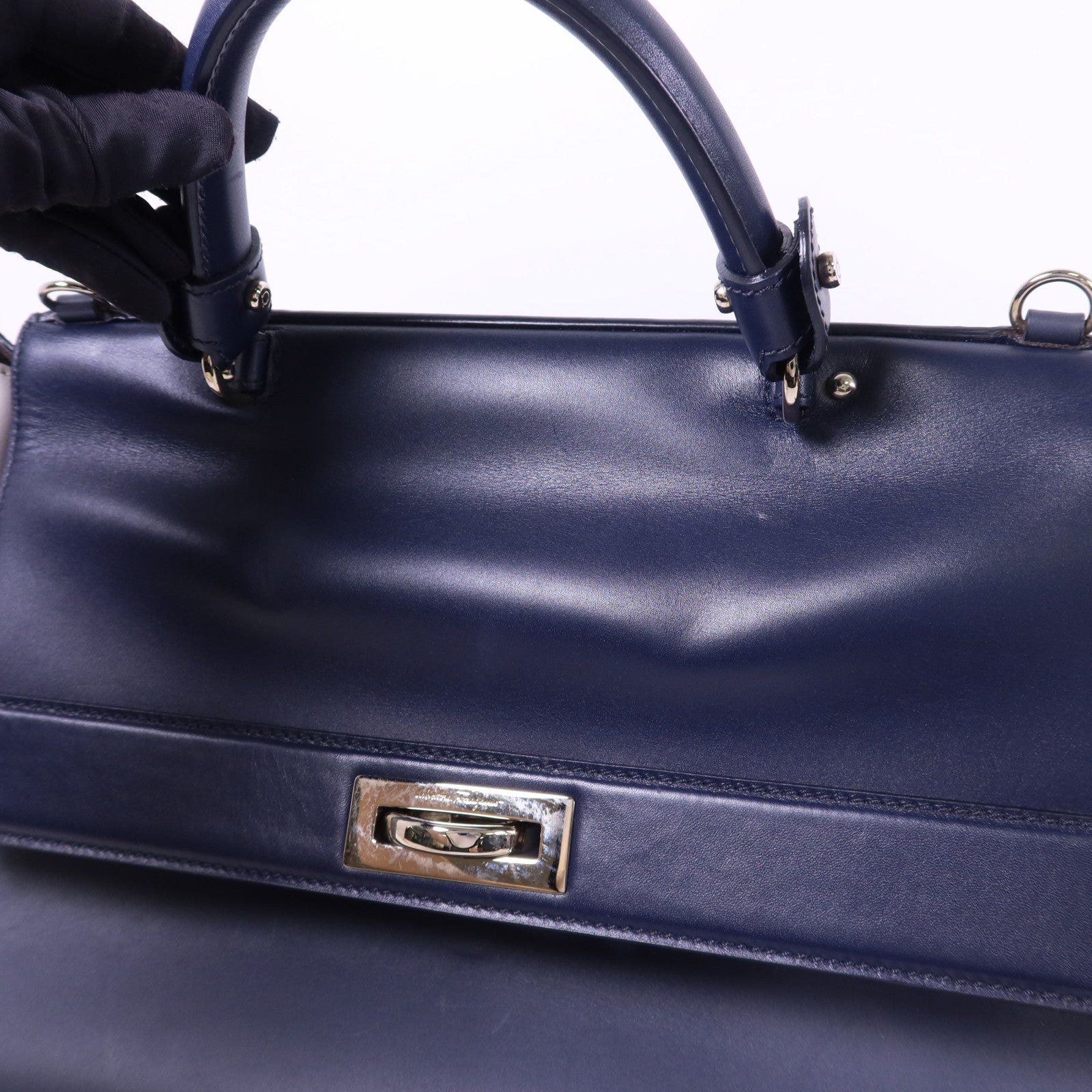 Salvatore Ferragamo 牛皮皮革2 Way Shoulder Bag銀扣手挽肩背兩用袋