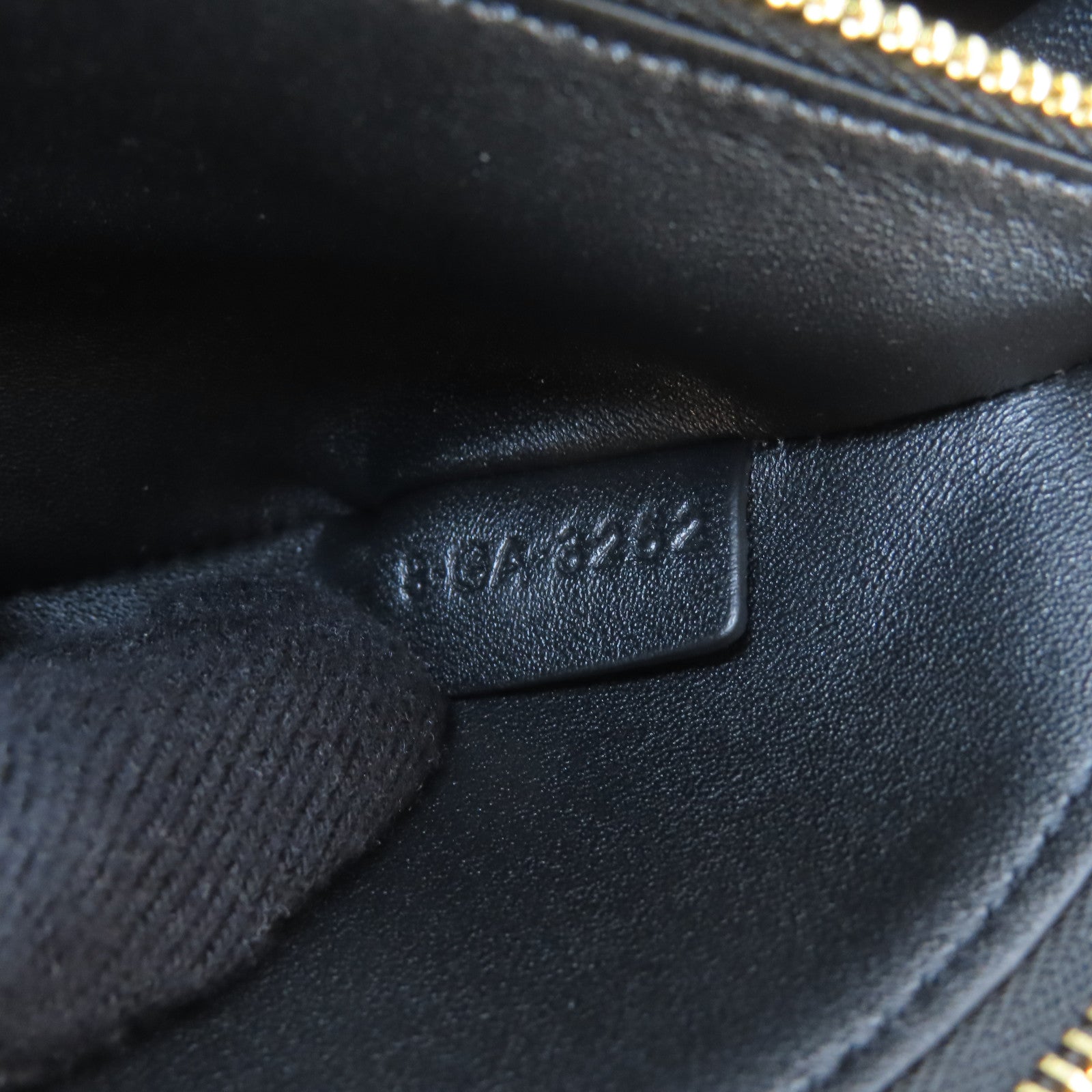 CELINE 牛皮皮革Shoulder Bag金扣肩背袋黑色