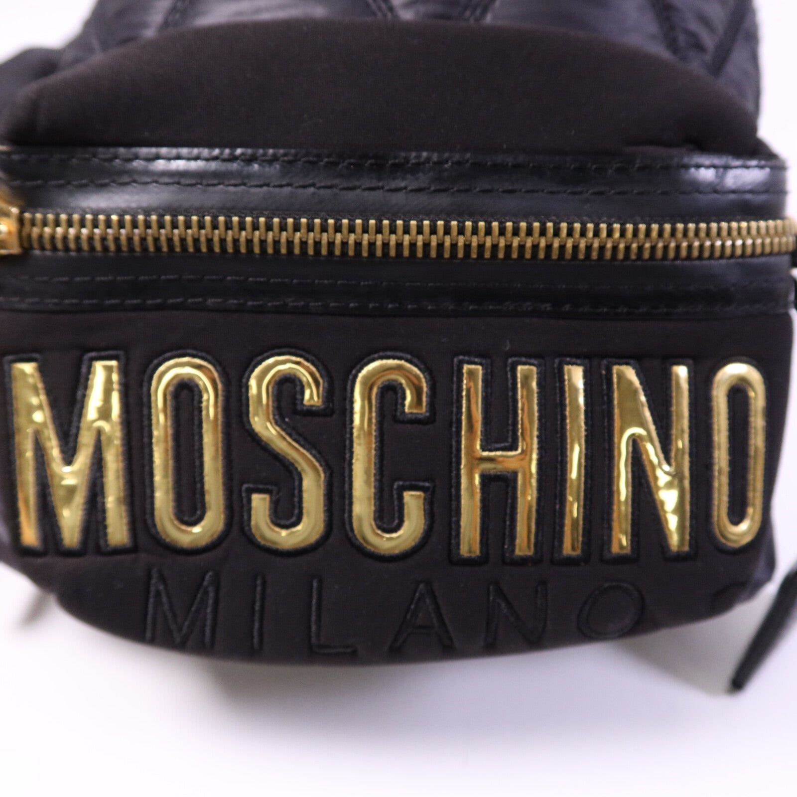 MOSCHINO 尼龍Backpack金扣背包