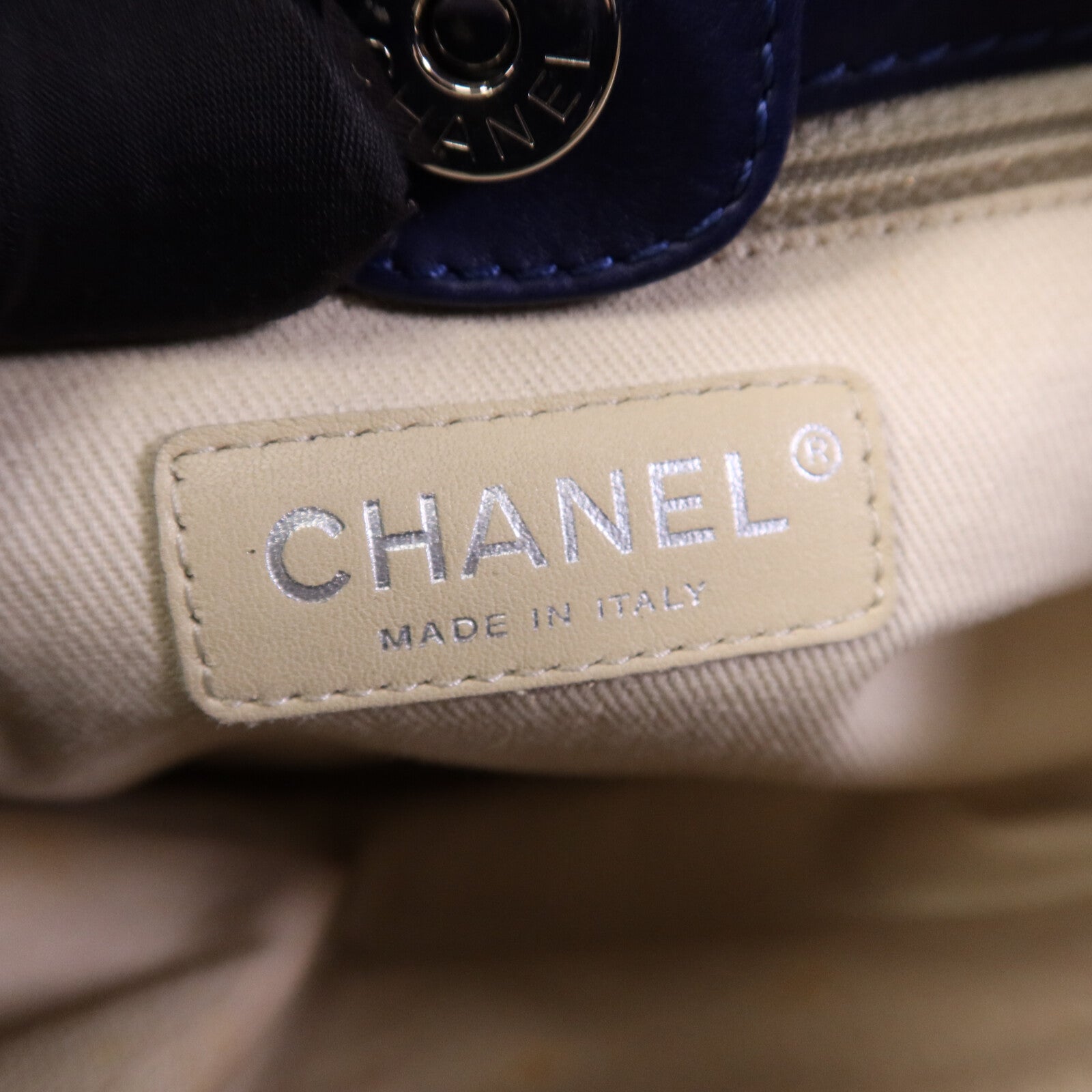 CHANEL 牛皮皮革Chain Shoulder Bag銀扣鏈帶肩背袋