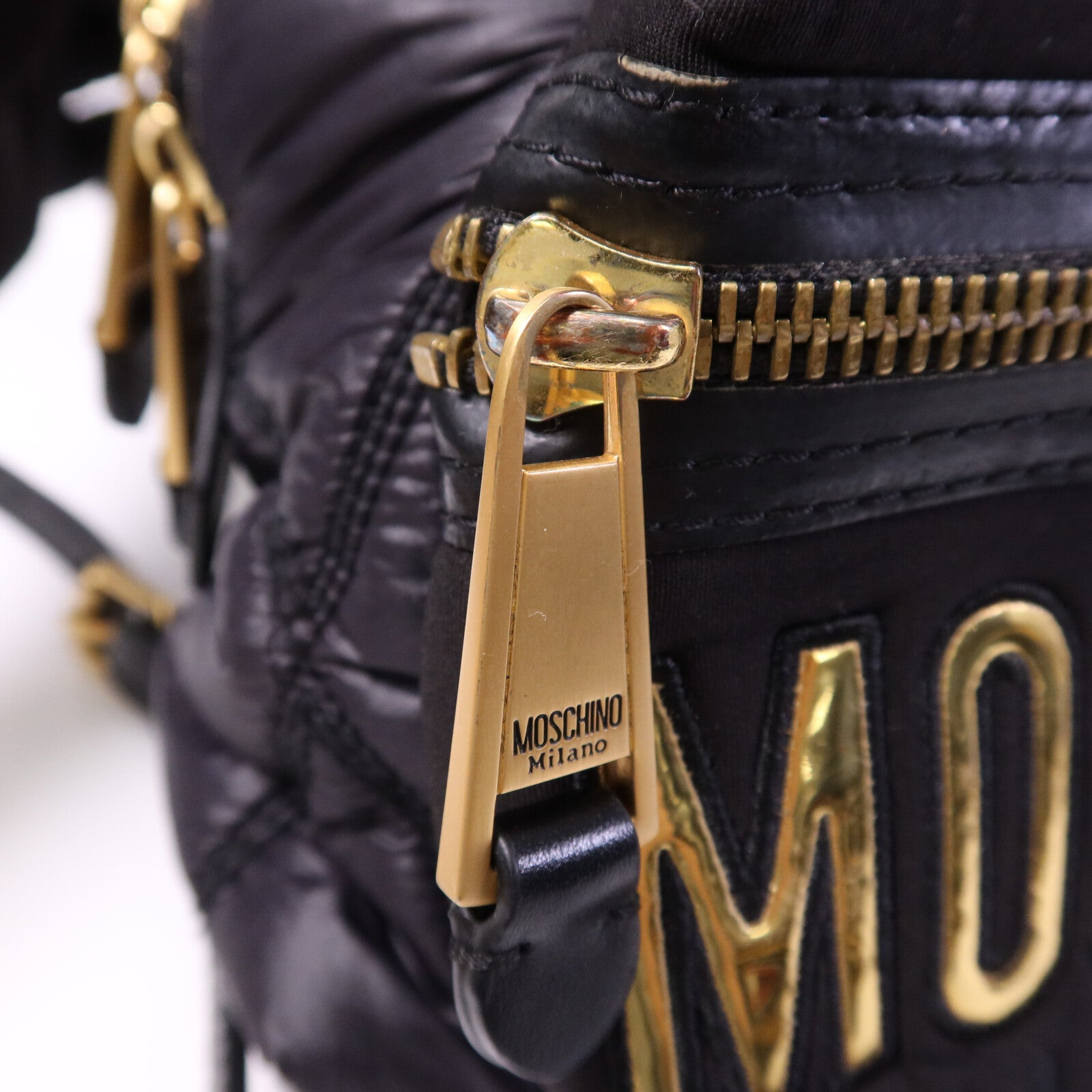 MOSCHINO 尼龍Backpack金扣背包