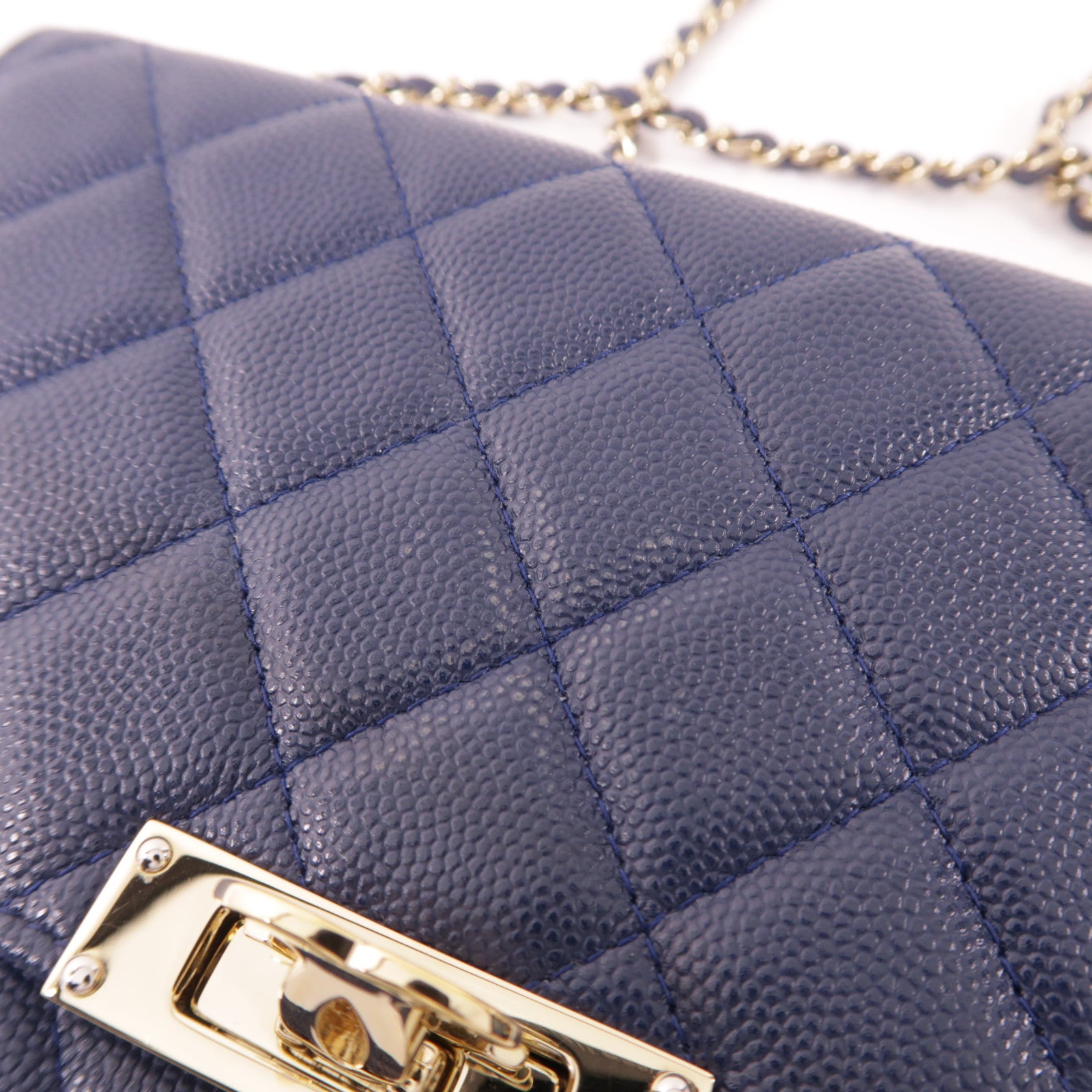 CHANEL 牛皮皮革Shoulder Bag金扣鏈帶肩背袋
