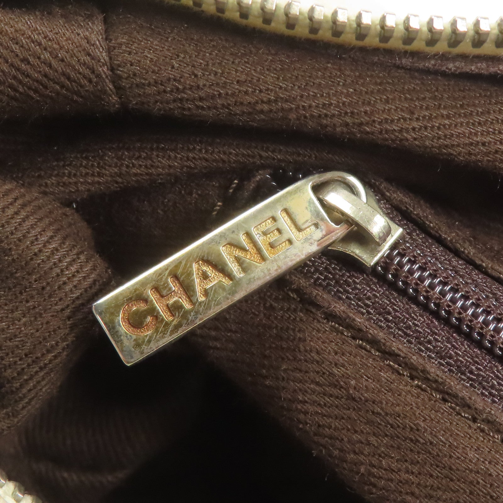 CHANEL 牛皮皮革Hand Bag銀扣手挽袋