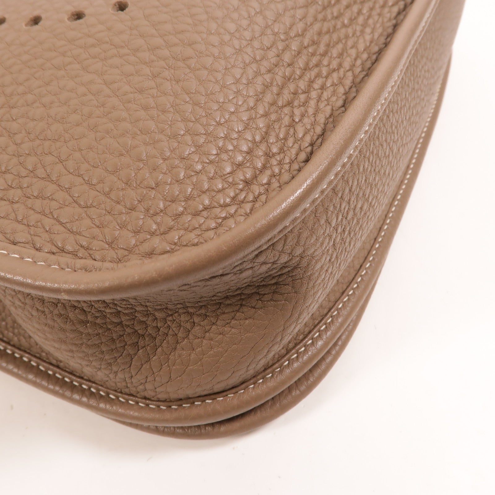 HERMES Clemence皮革Evelyne PM肩背袋Etoupe