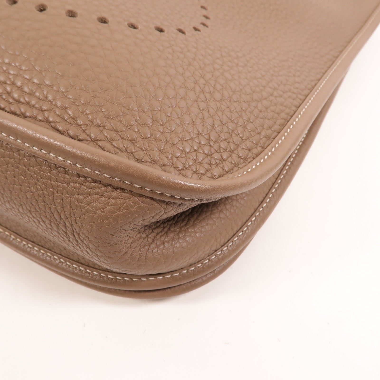 HERMES Clemence皮革Evelyne PM肩背袋Etoupe