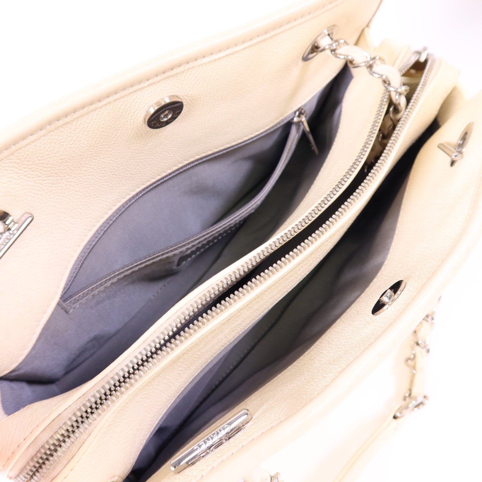 CHANEL 牛皮皮革Chain Shoulder銀扣鏈帶肩背袋