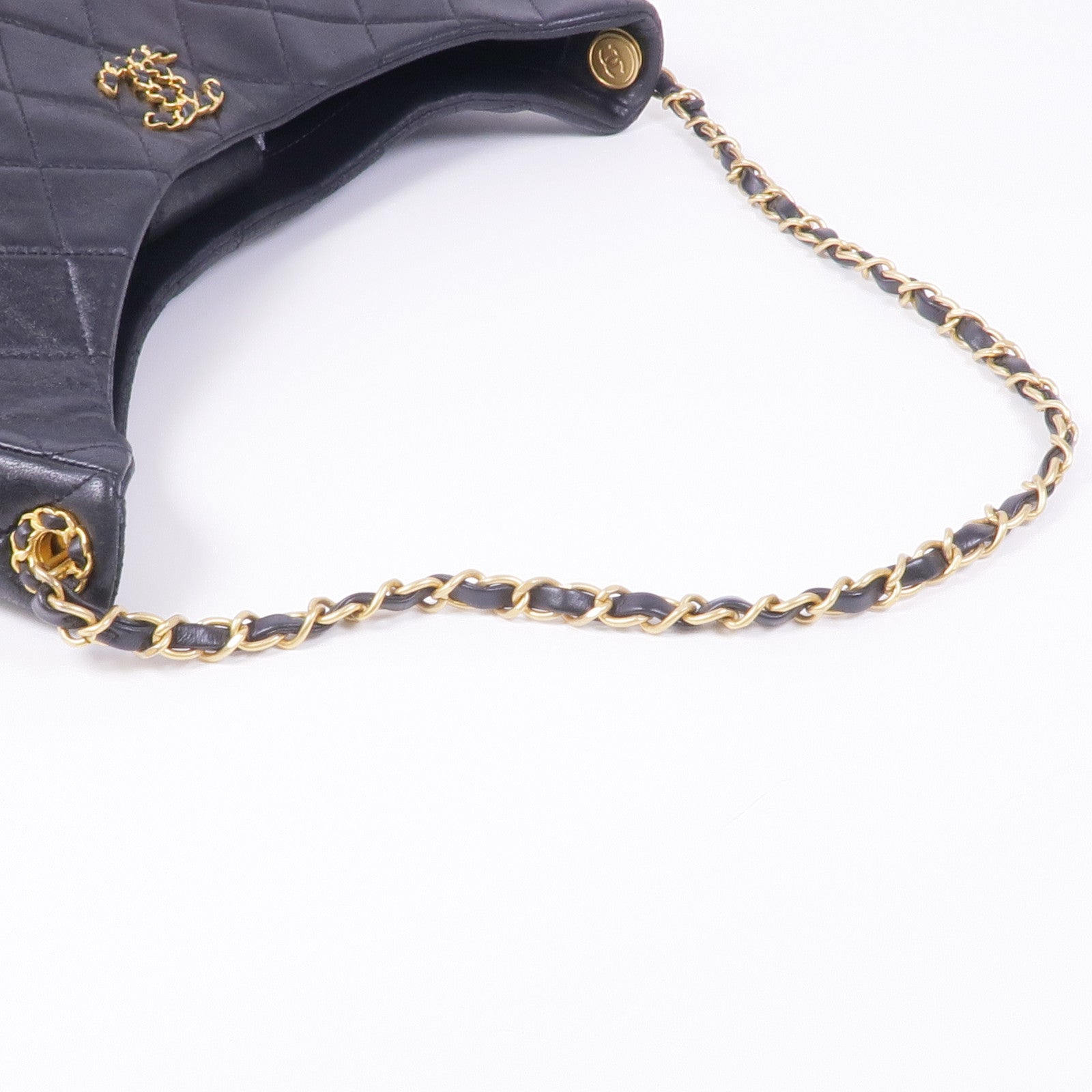 CHANEL 牛皮皮革Hobo Bag金扣鏈帶肩背袋