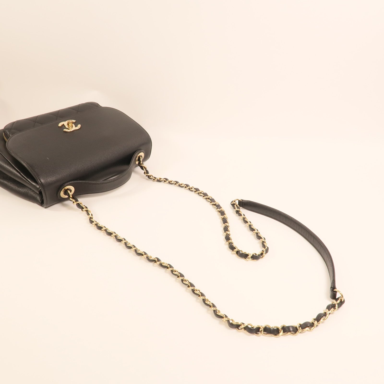 CHANEL 牛皮皮革Business Affinity金扣鏈帶手挽肩背兩用袋
