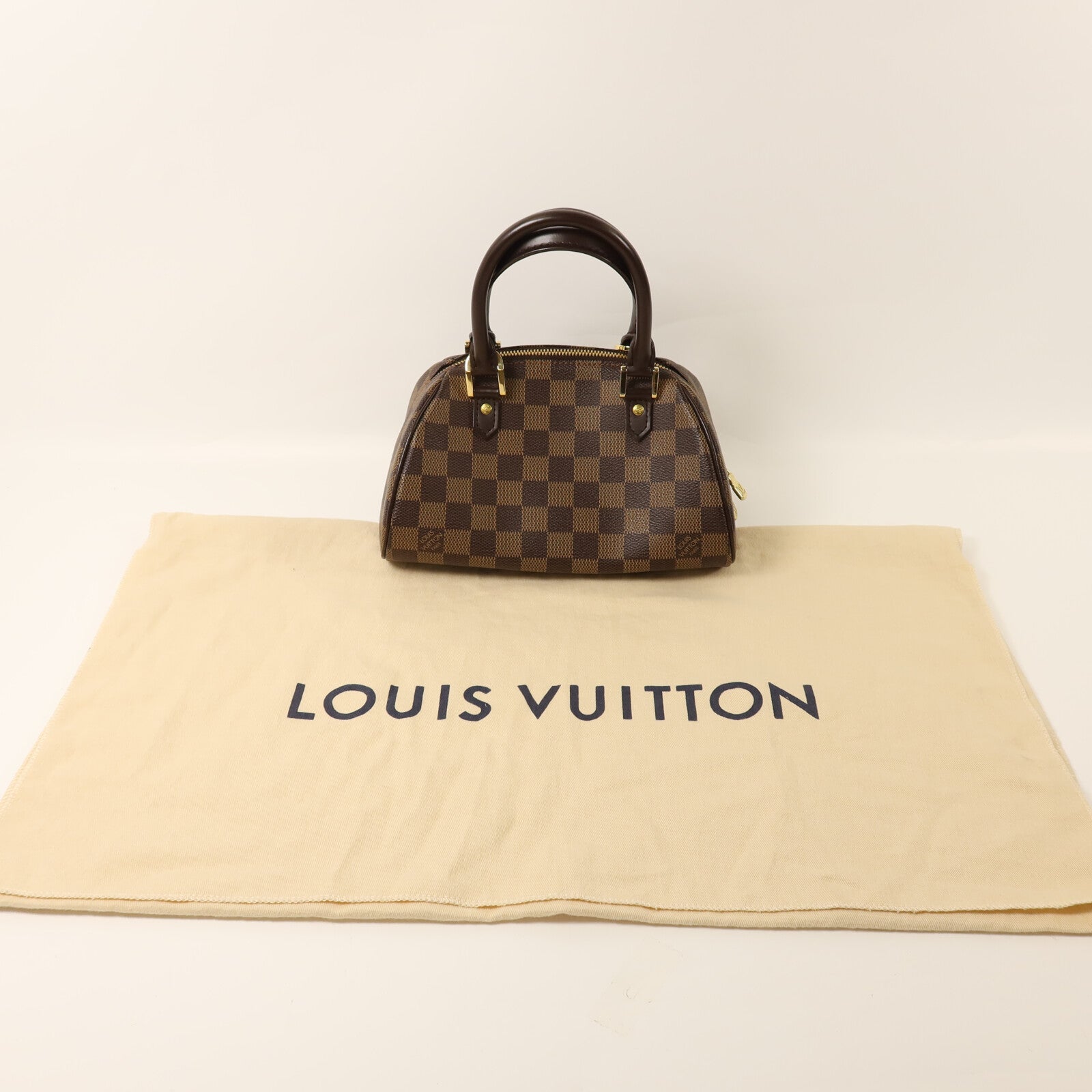 LOUIS VUITTON Damier Rivera Mini金扣手挽袋