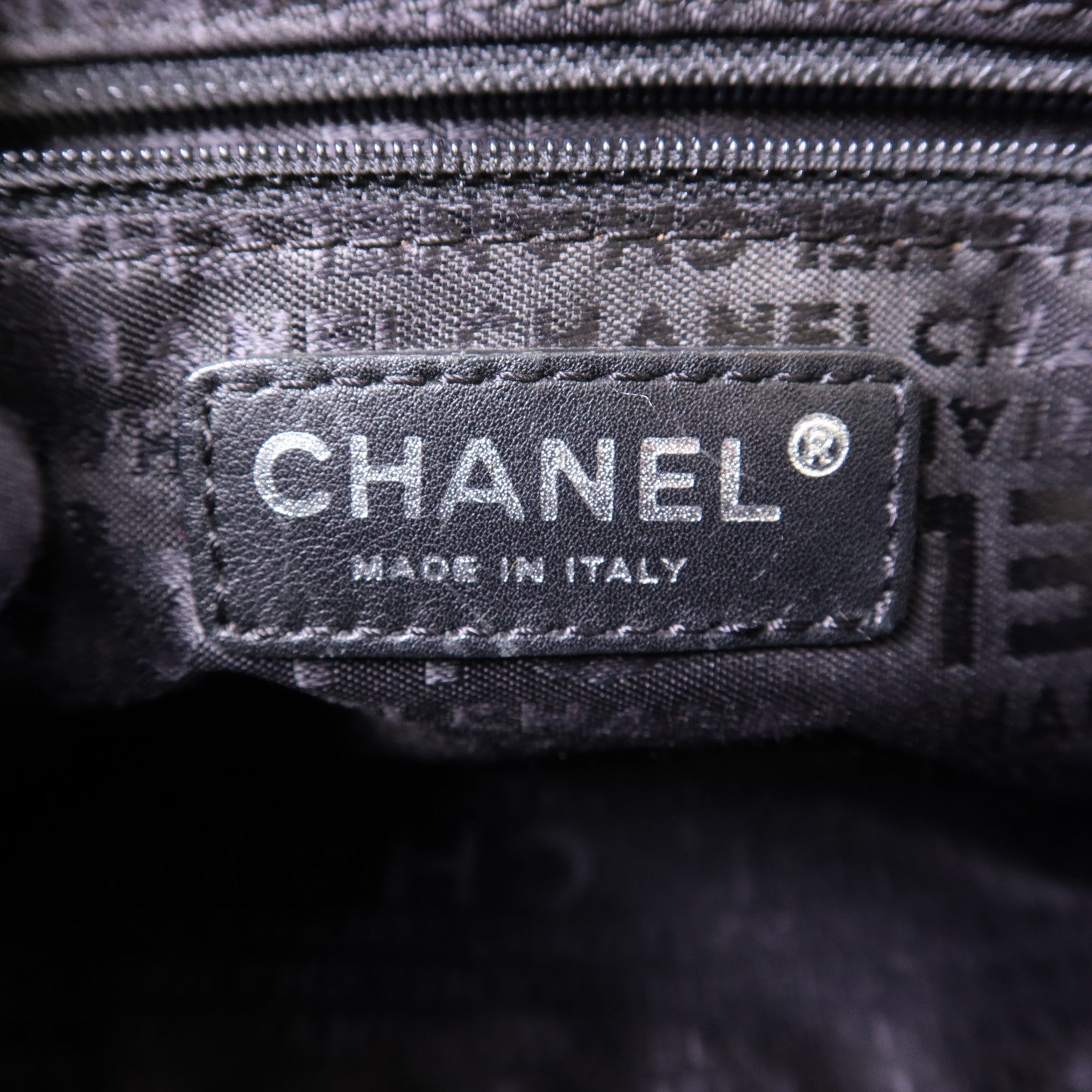 CHANEL 羊皮皮革Chain Shoulder Bag銀扣鏈帶肩背袋