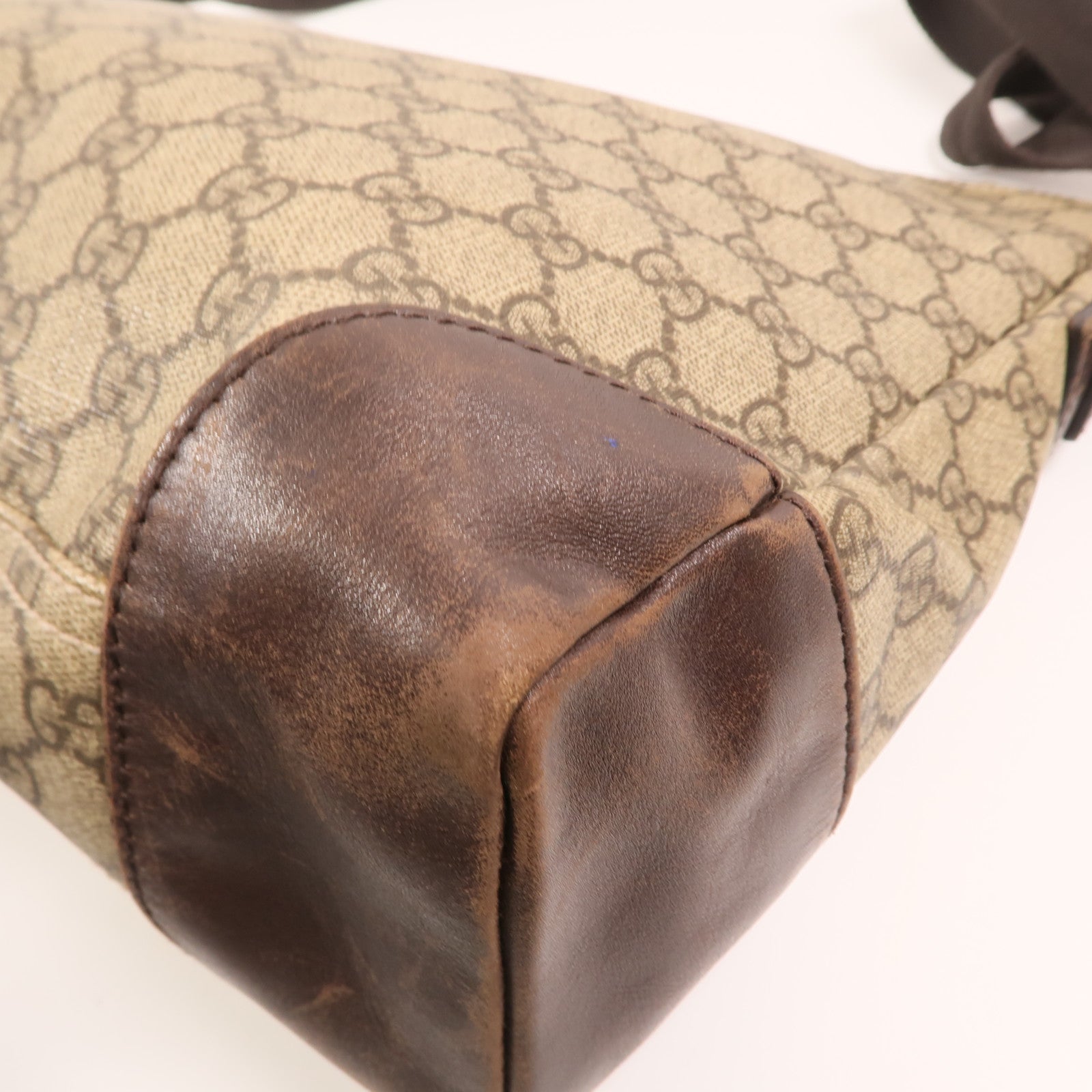 GUCCI GG帆布Shoulder Bag銀扣肩背袋