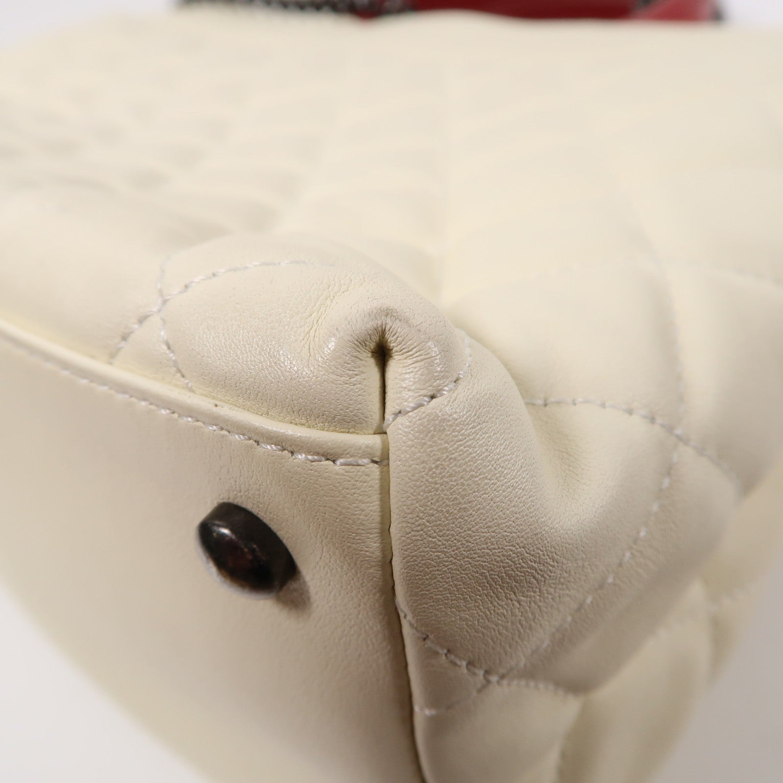 CHANEL 菱格牛皮皮革Chain Shoulder Bag銀扣手挽肩背兩用袋白色