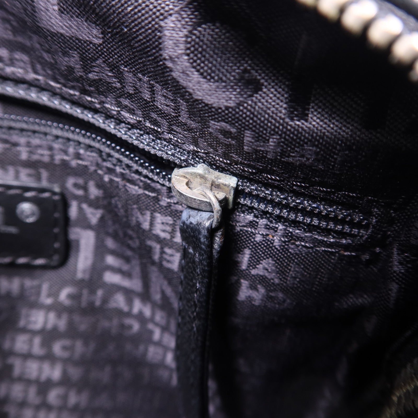 CHANEL 羊皮皮革Chain Shoulder Bag銀扣鏈帶肩背袋