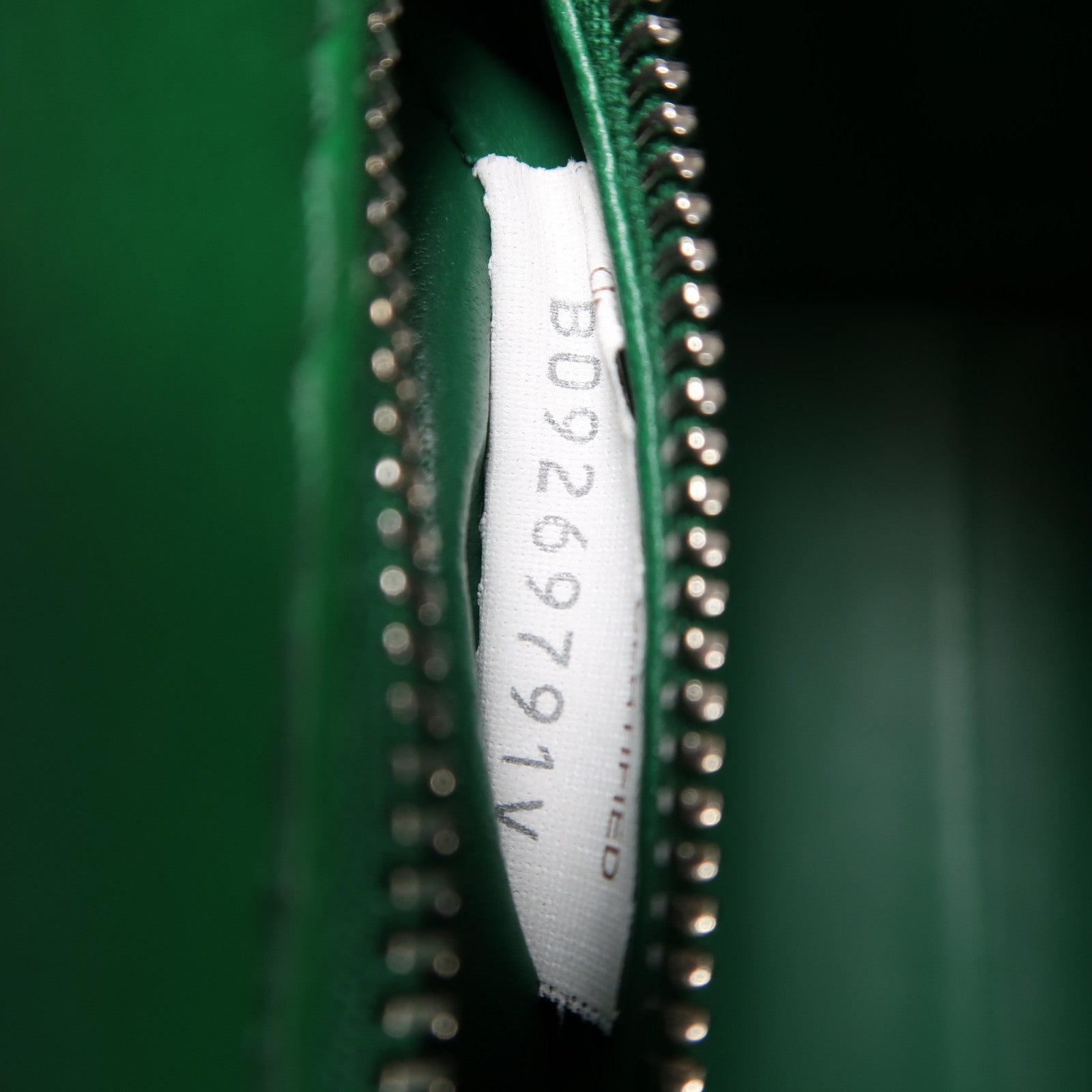 BOTTEGA VENETA 【激減優惠】牛皮皮革The Clip銀扣肩背袋綠色