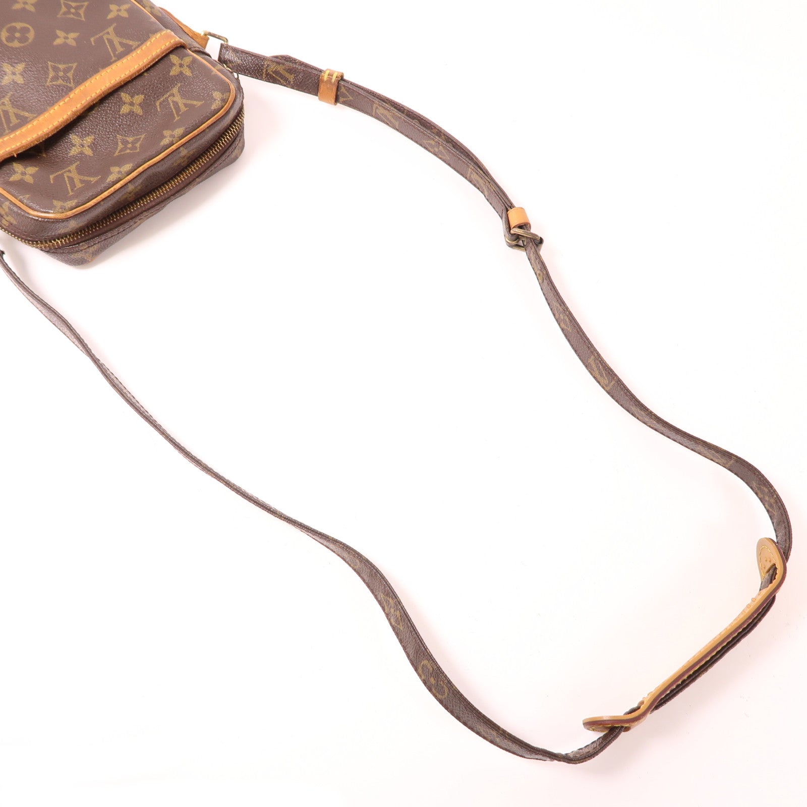 LOUIS VUITTON Monogram Danube金扣肩背袋