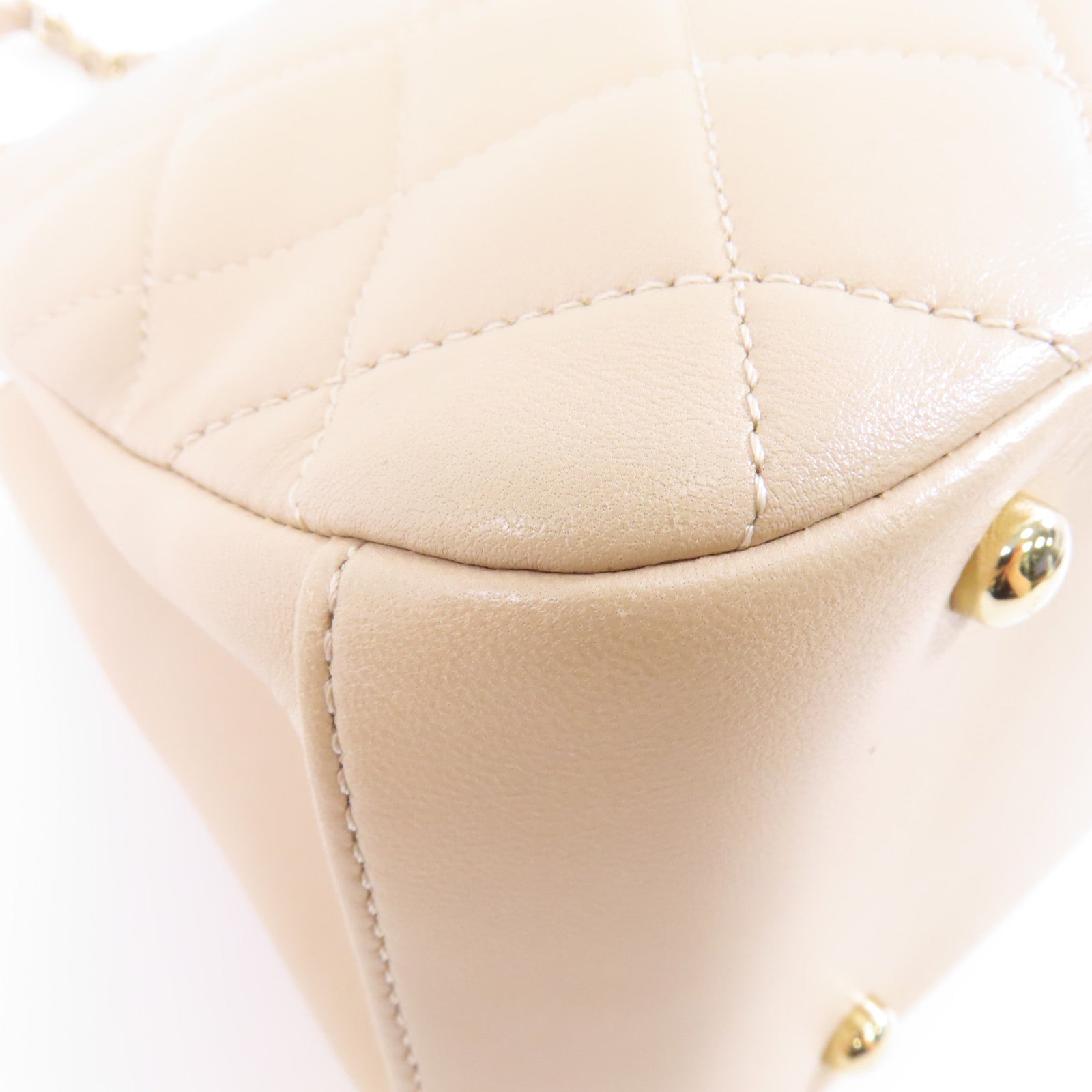 CHANEL 菱格皮革2 Way Shoulder金扣手挽肩背兩用袋米色