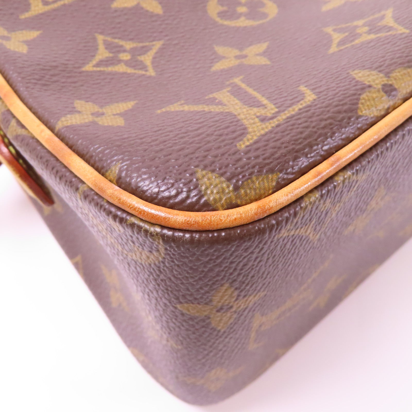LOUIS VUITTON Monogram Viva Cite MM金扣肩背袋啡色