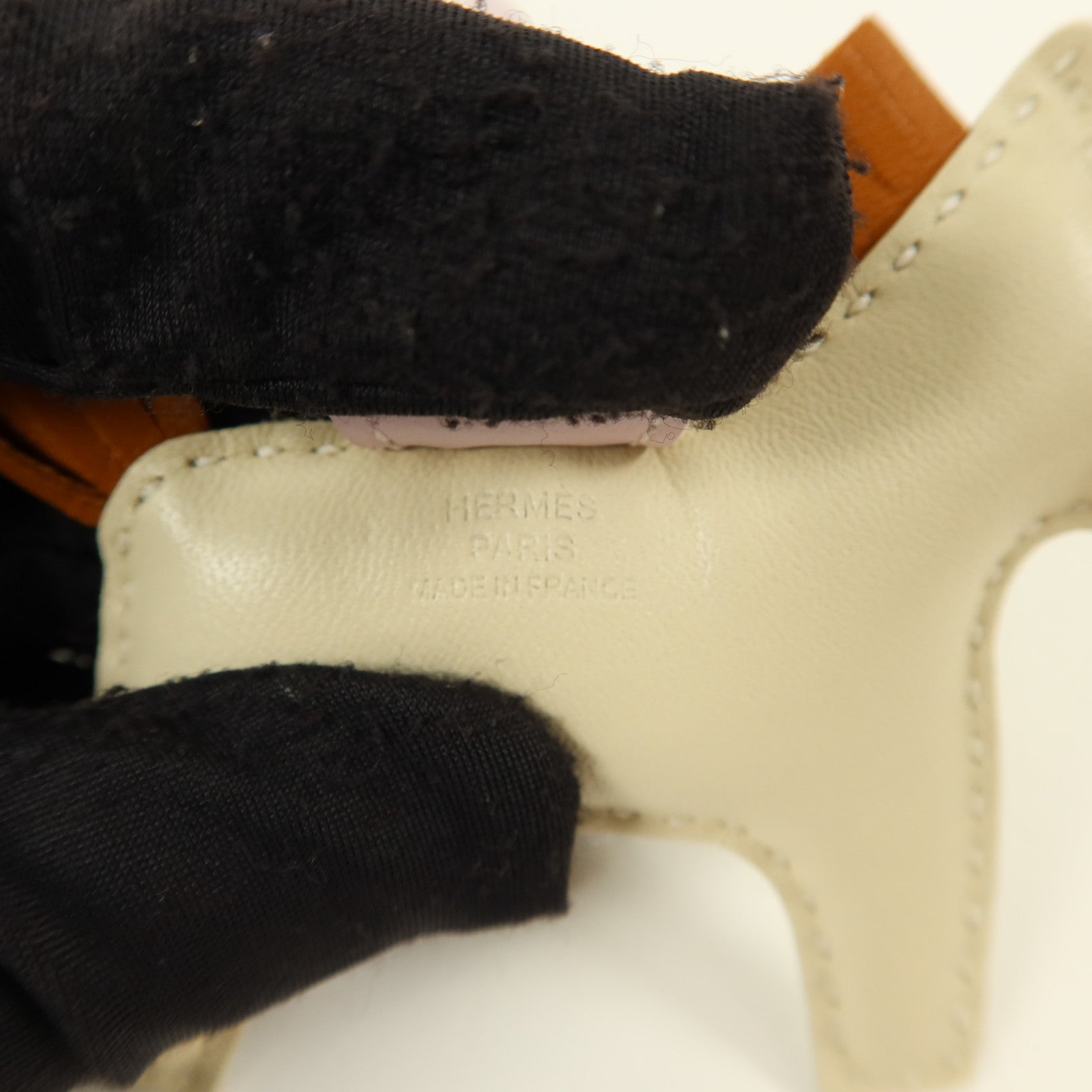 HERMES Milo皮革Rodeo PM掛飾Craie/Mauve Pale/Gold
