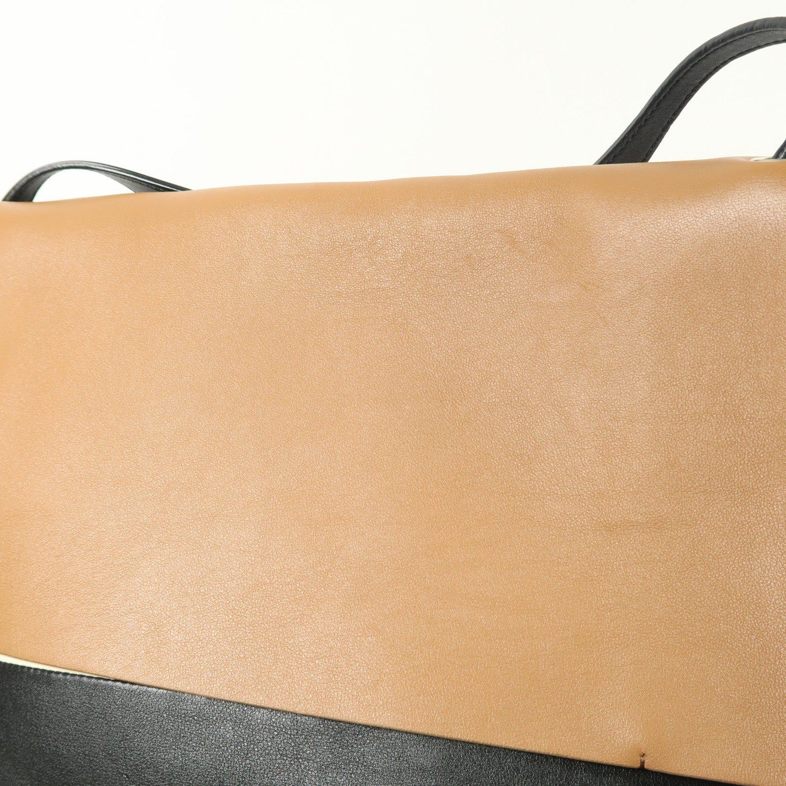 CELINE 牛皮皮革All Soft Mellow Shoulder銀扣肩背袋